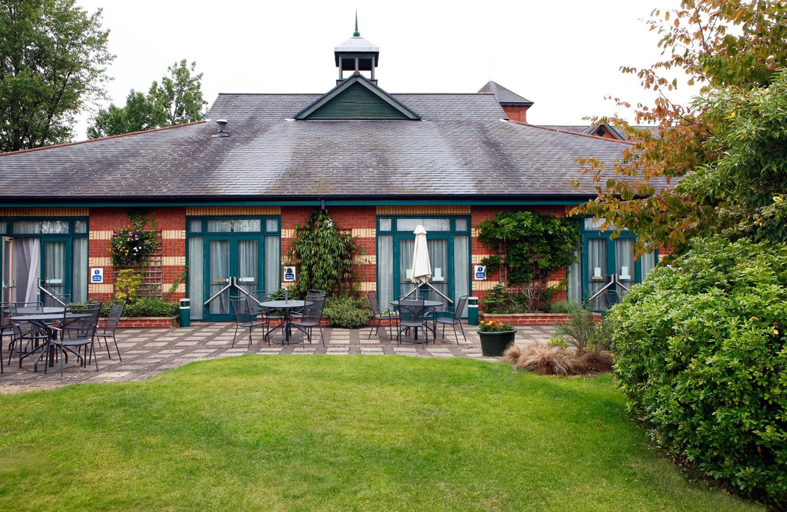 Property building in Wigan Oak Hotel