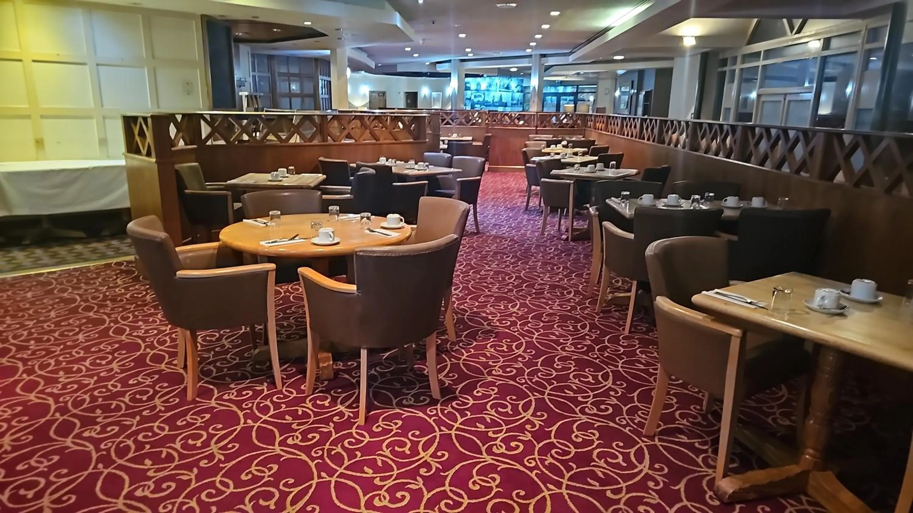 Restaurant/places to eat in Wigan Oak Hotel