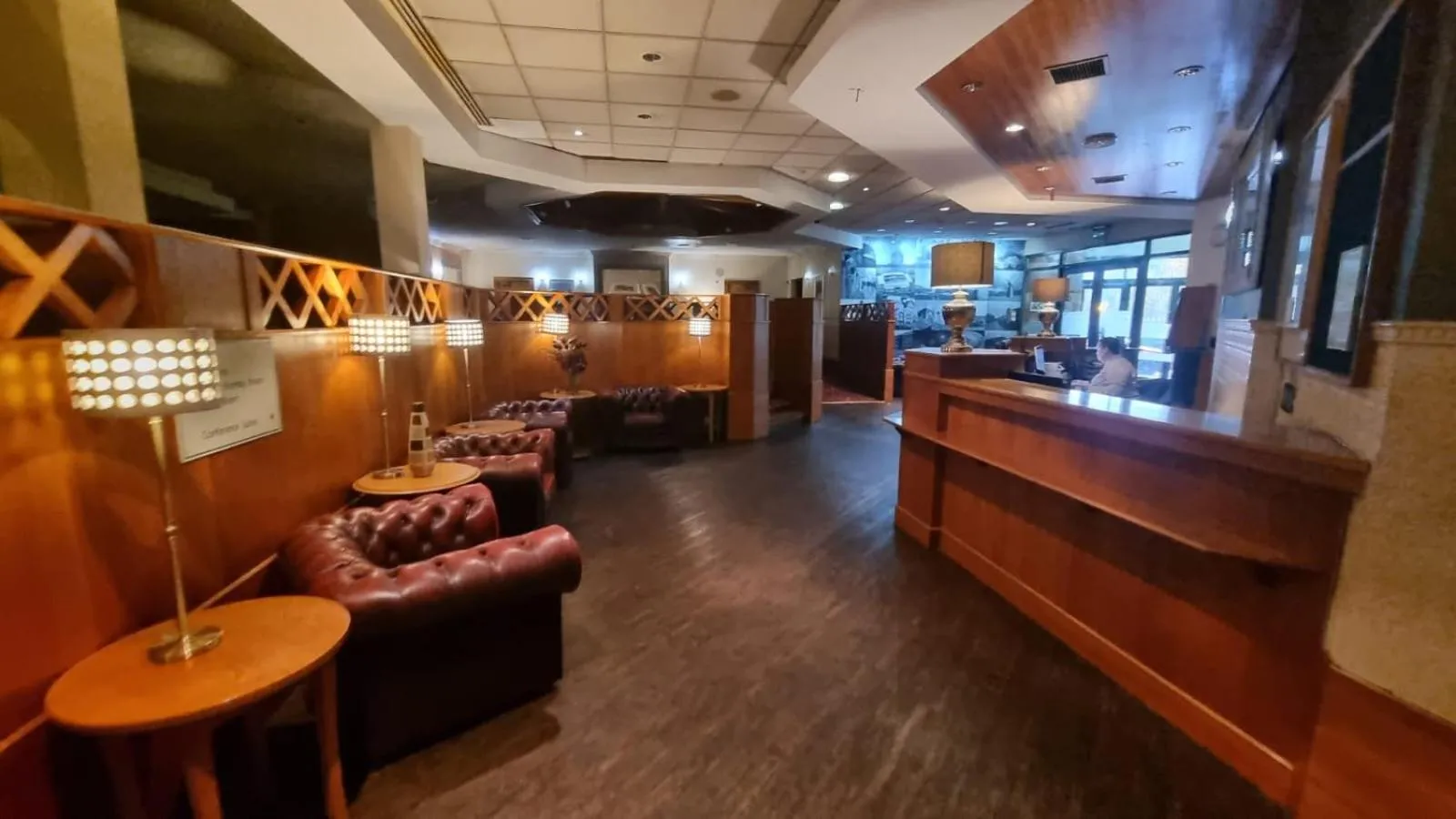 Lounge or bar in Wigan Oak Hotel