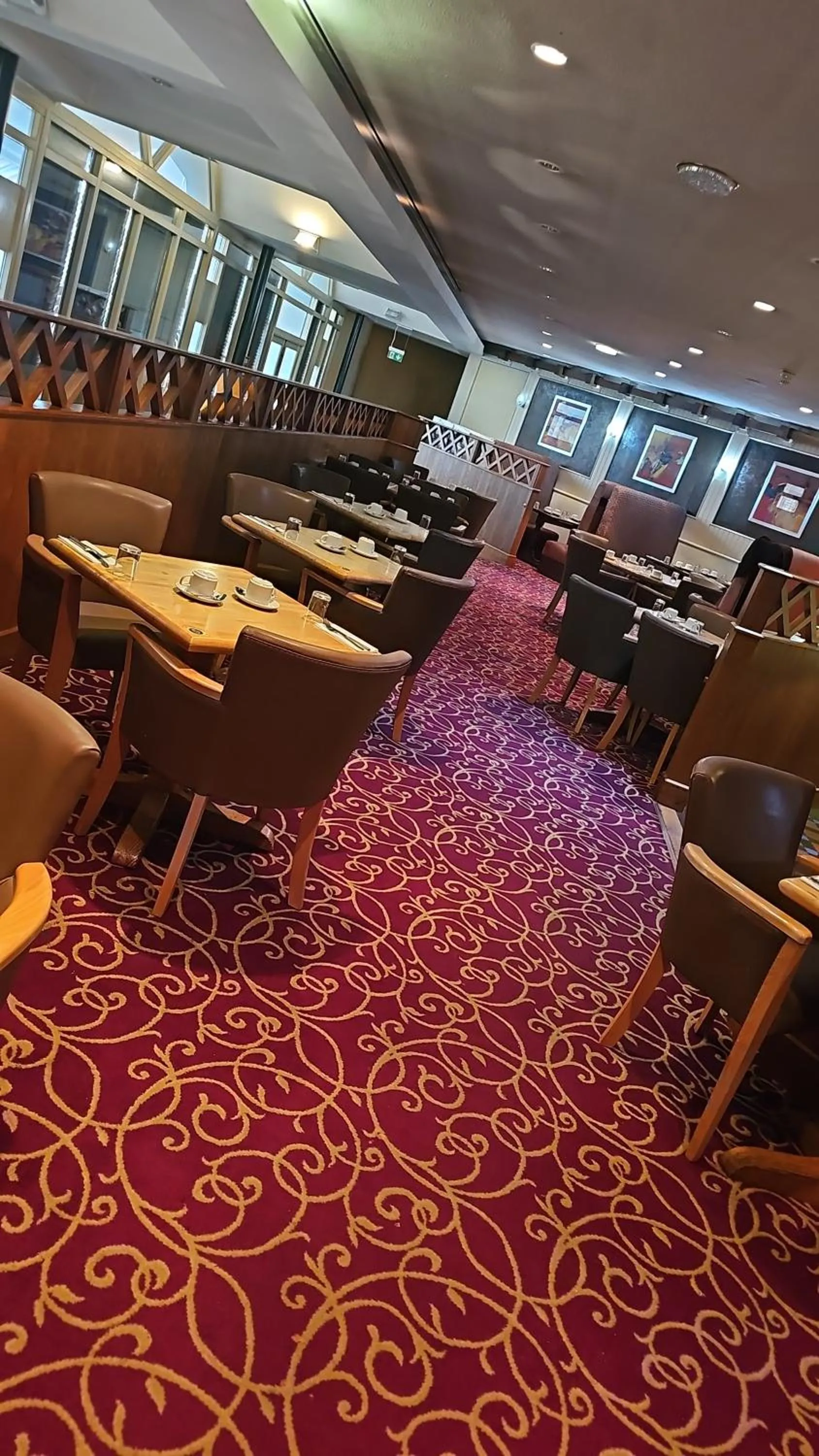 Restaurant/places to eat in Wigan Oak Hotel