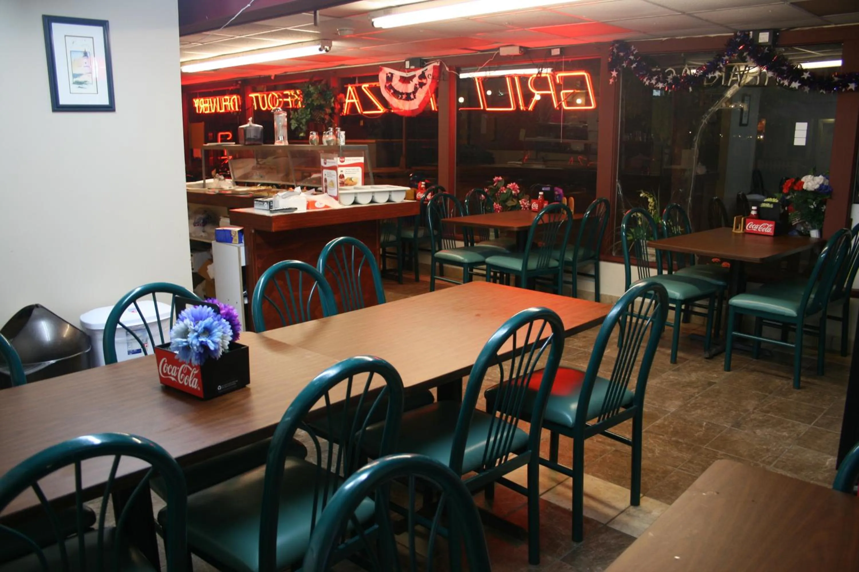 Restaurant/places to eat in El Ray Motel