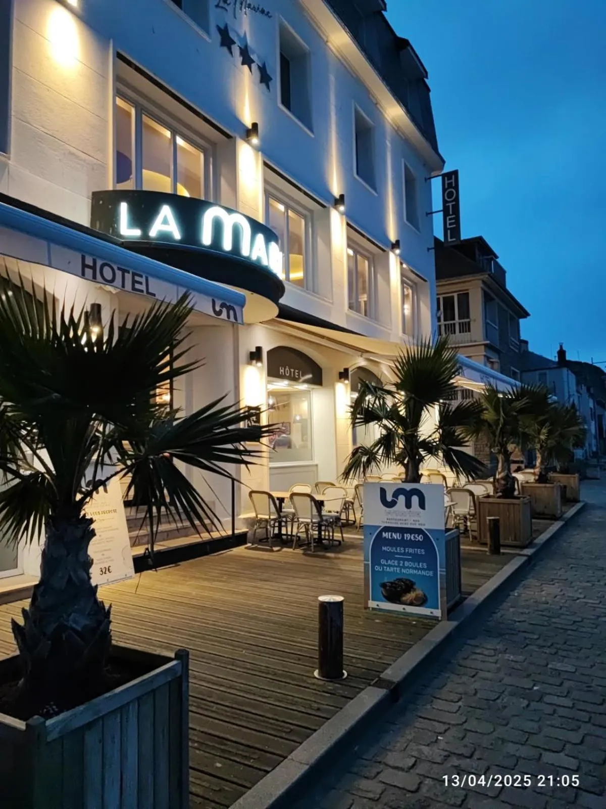 Property building in Le Grand Hôtel de la Marine "face à la mer"