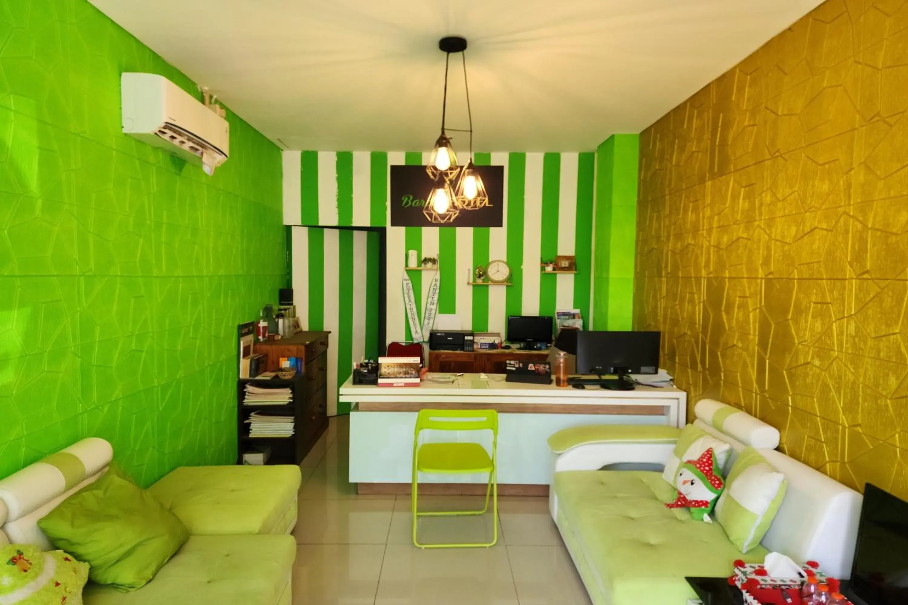 Lobby or reception in Barata Hotel Near Bandara Soekarno Hatta Lobby or reception in Barata Hotel Near Bandara Soekarno Hatta