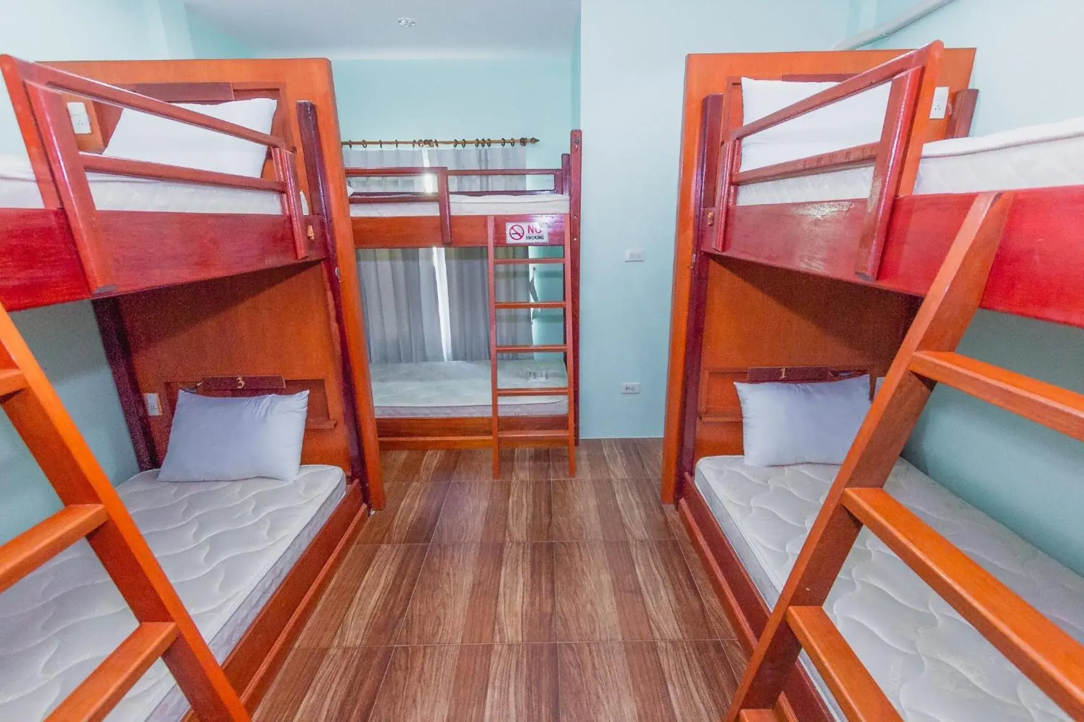 6-Bed Mixed Dormitory Room - single occupancy in Phangan Barsay Hostel 6-Bed Mixed Dormitory Room - single occupancy in Phangan Barsay Hostel