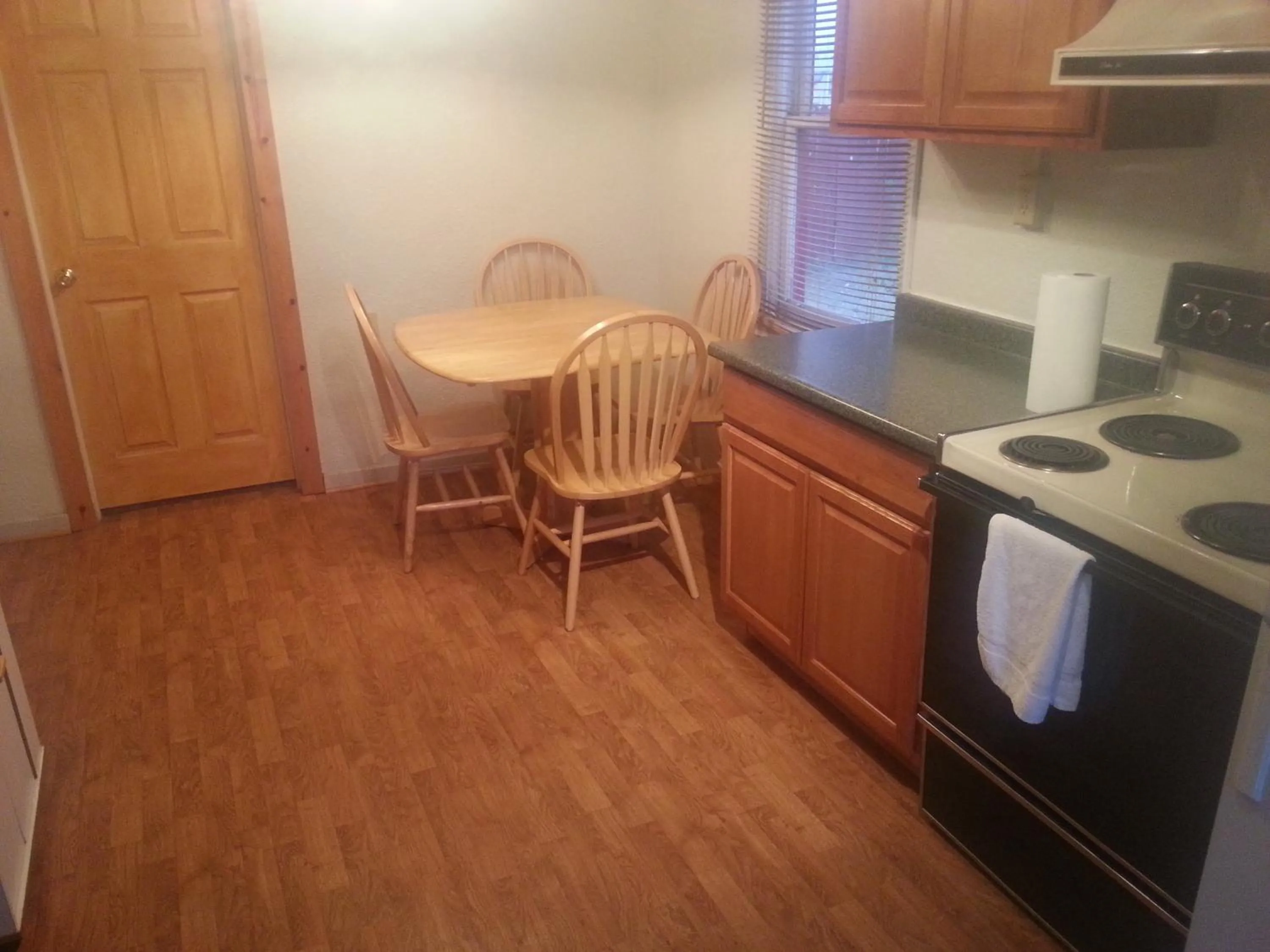 Kitchen or kitchenette in Bryce Canyon Motel