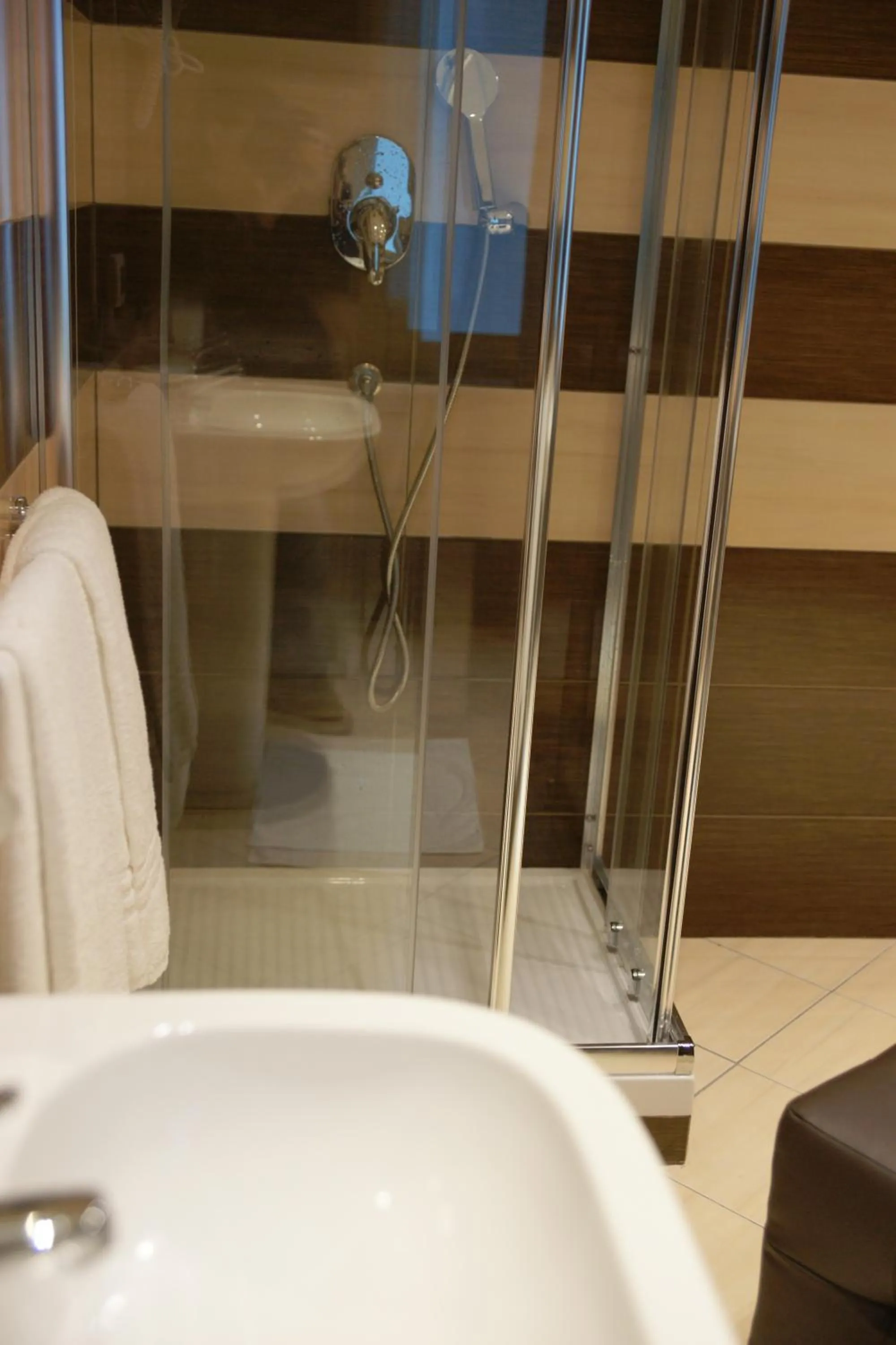 Shower in Hotel Sofia