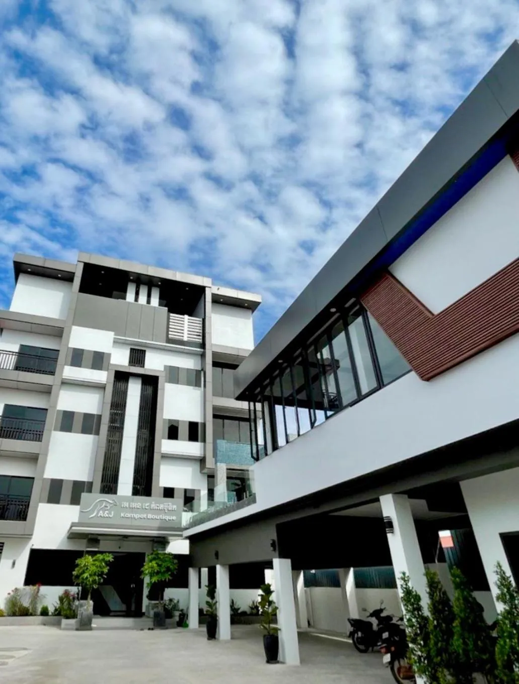 Property building in A&J Kampot Boutique