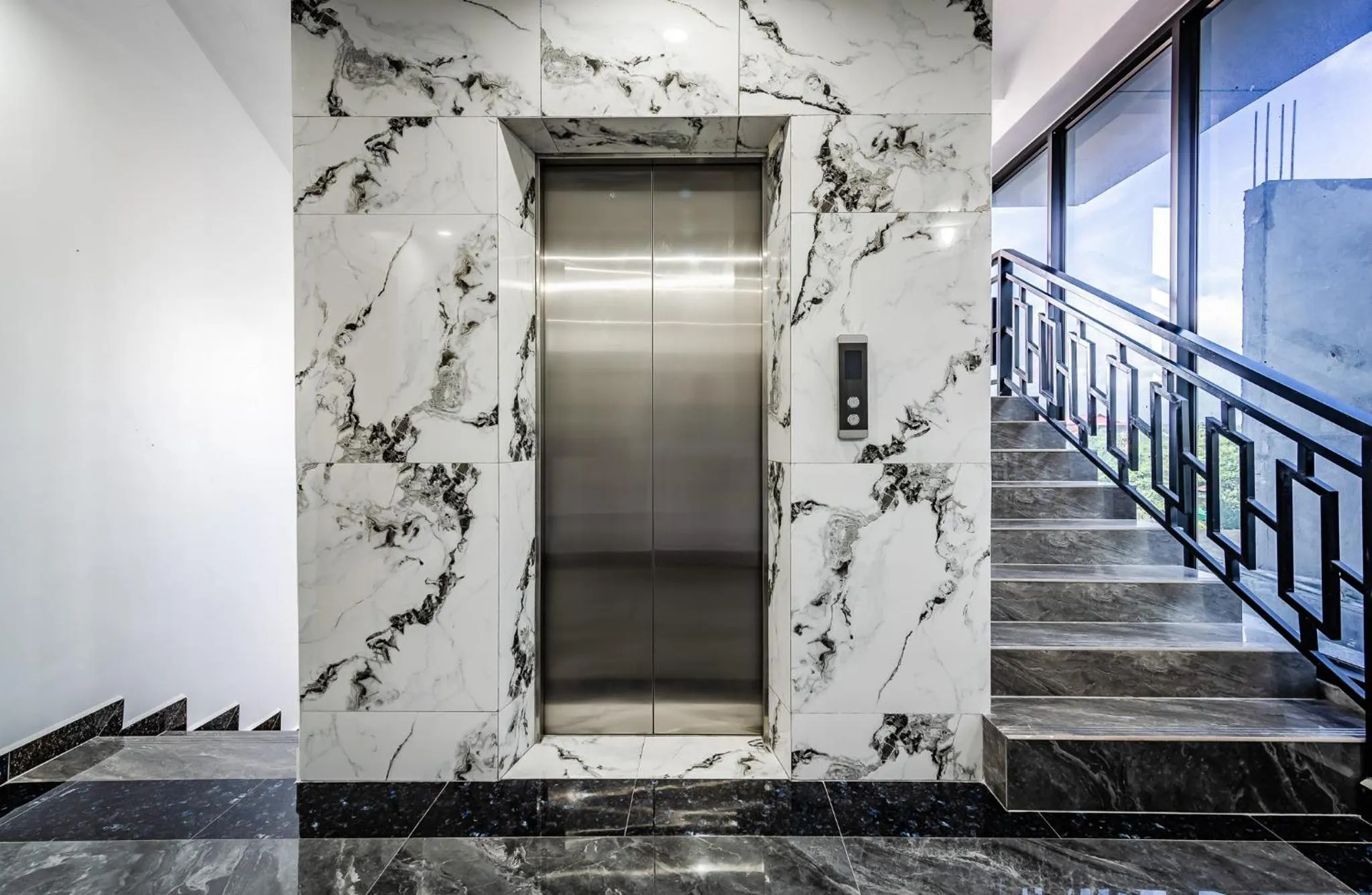 elevator in A&J Kampot Boutique