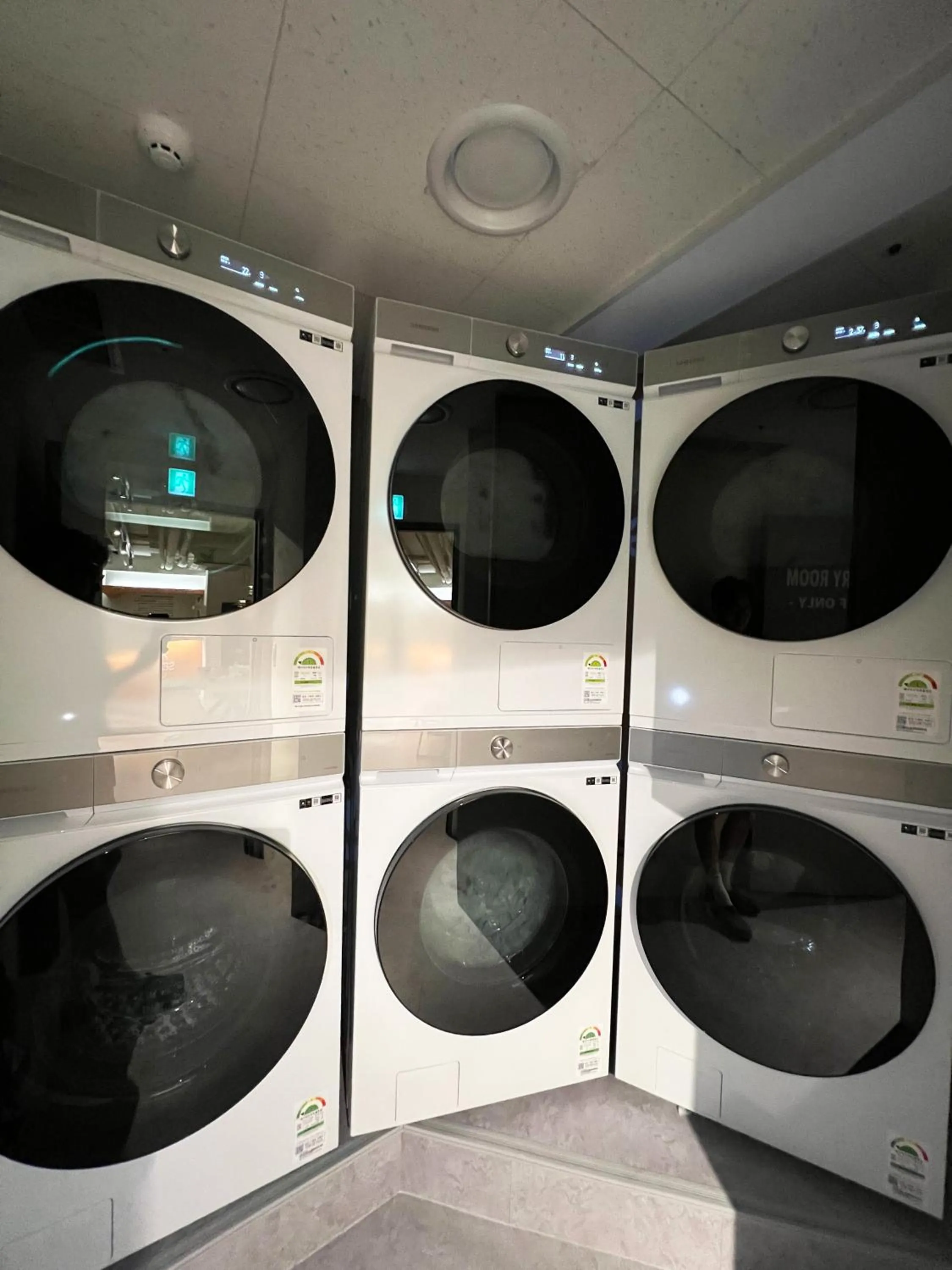 washing machine in Seoul Cube Jongro