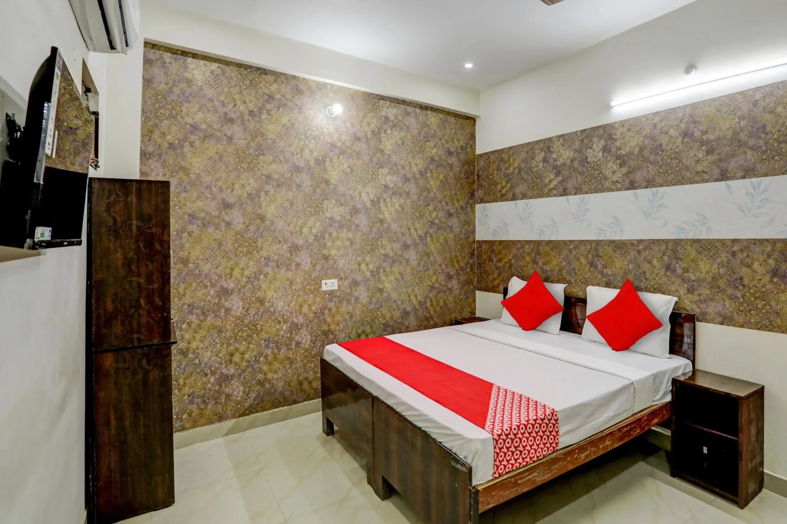 Lobby or reception, Bed in Hotel O The Raghav Villa Lobby or reception, Bed in Hotel O The Raghav Villa