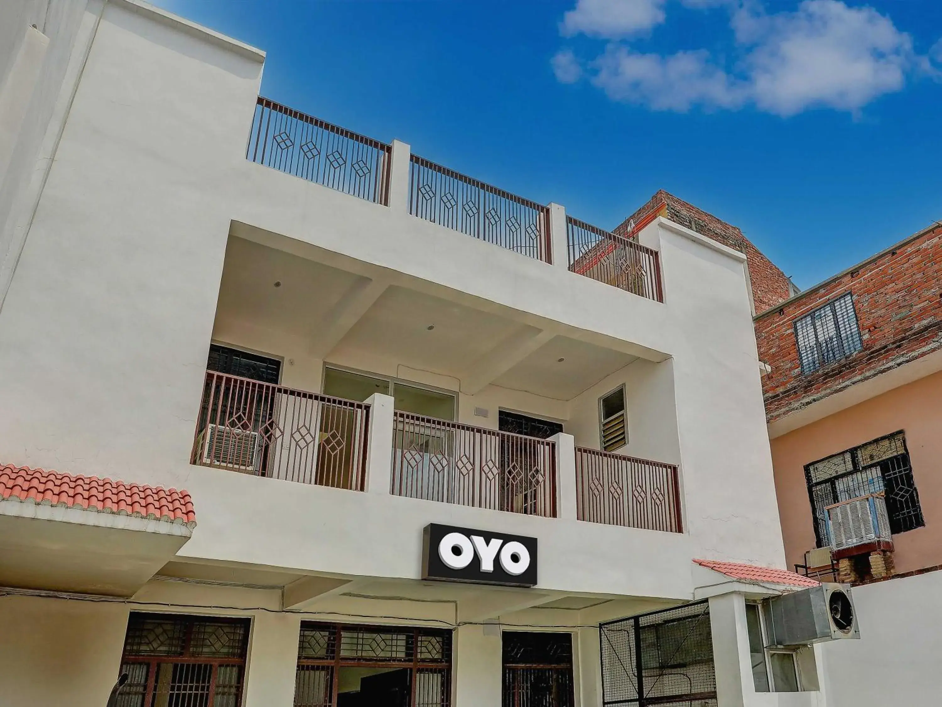 Facade/entrance in Hotel O The Raghav Villa Facade/entrance in Hotel O The Raghav Villa