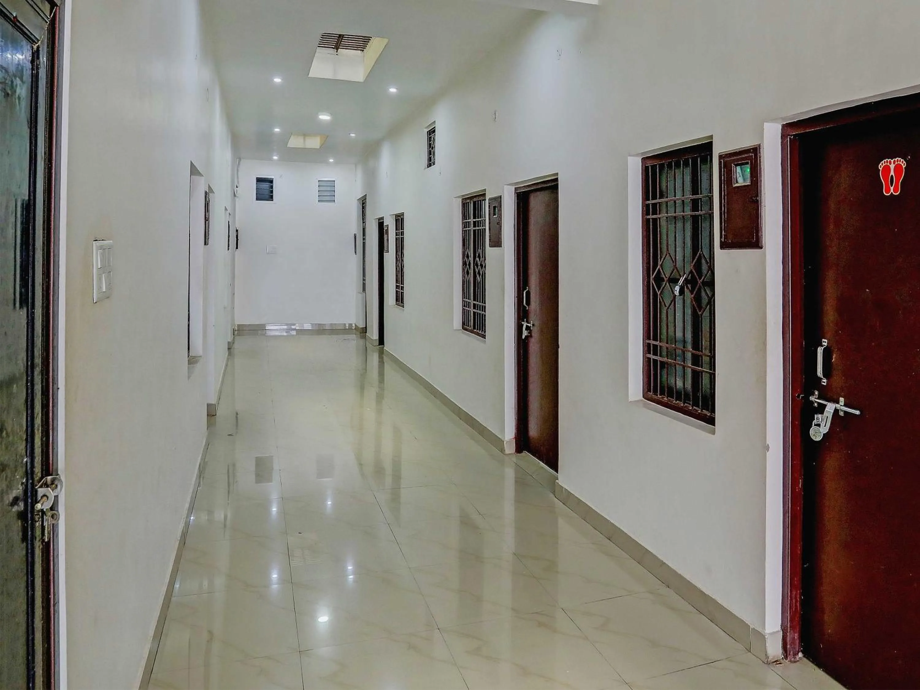 Lobby or reception in Hotel O The Raghav Villa