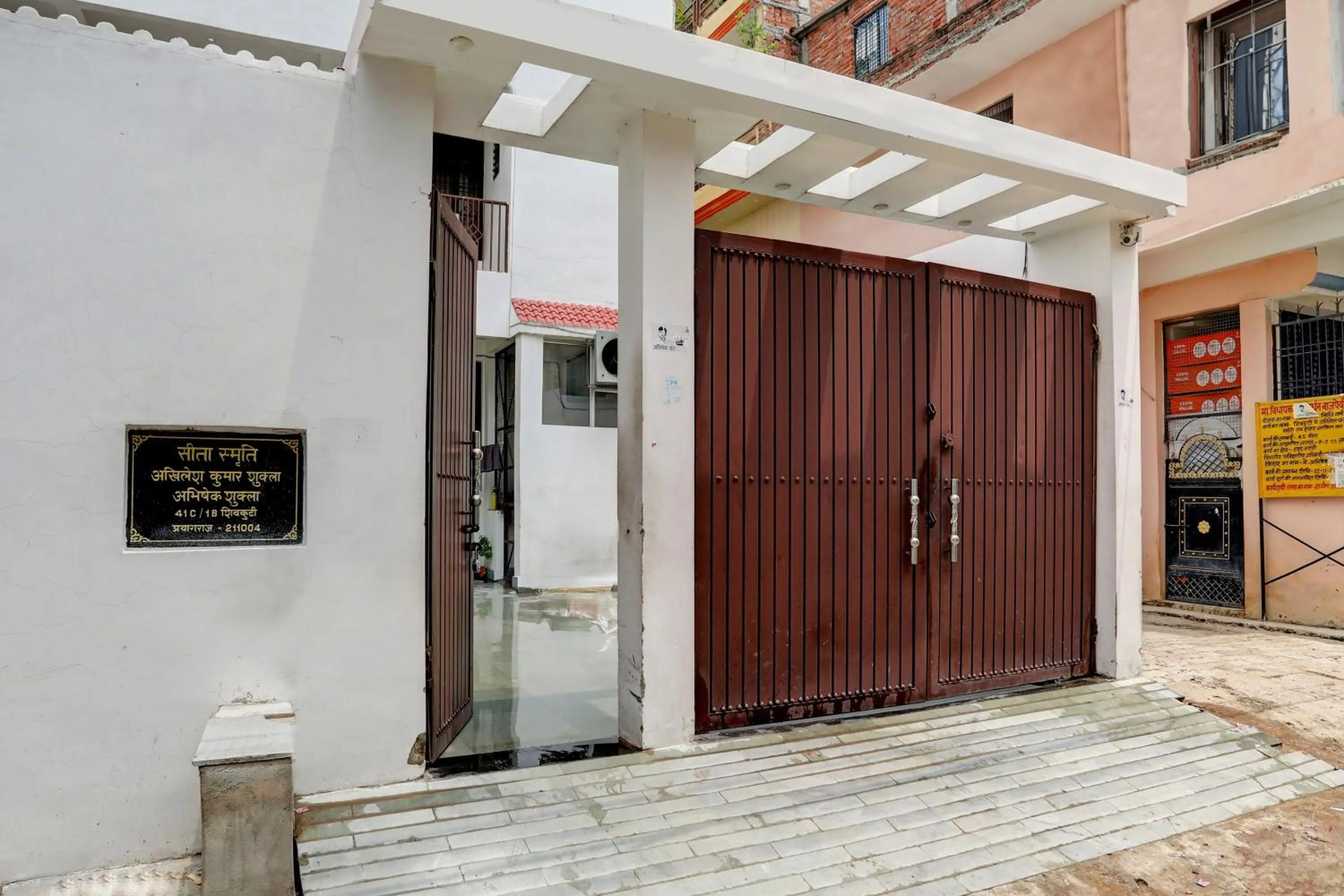 Facade/entrance in Hotel O The Raghav Villa