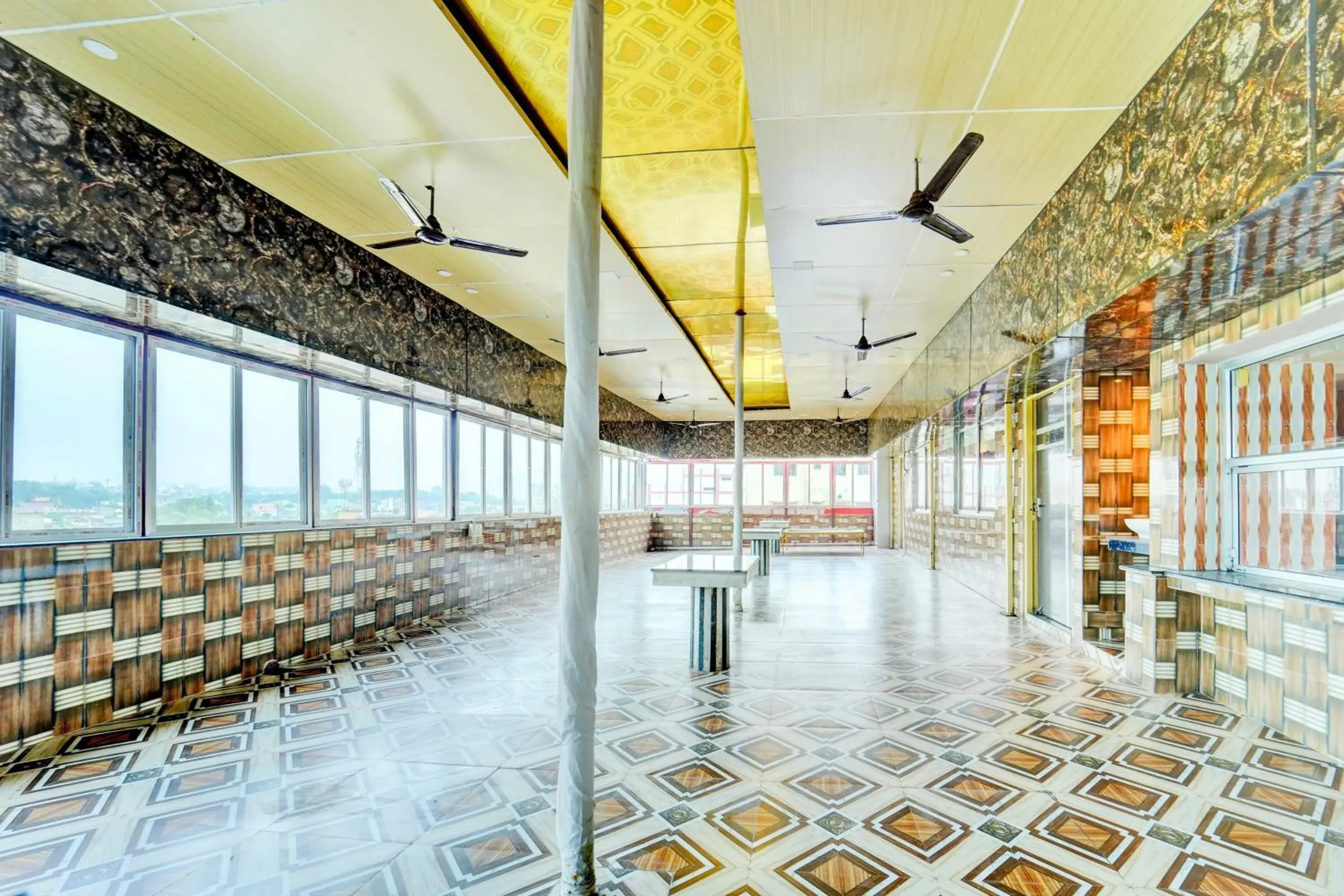 Lobby or reception in Hotel O Shakti Inn Lobby or reception in Hotel O Shakti Inn