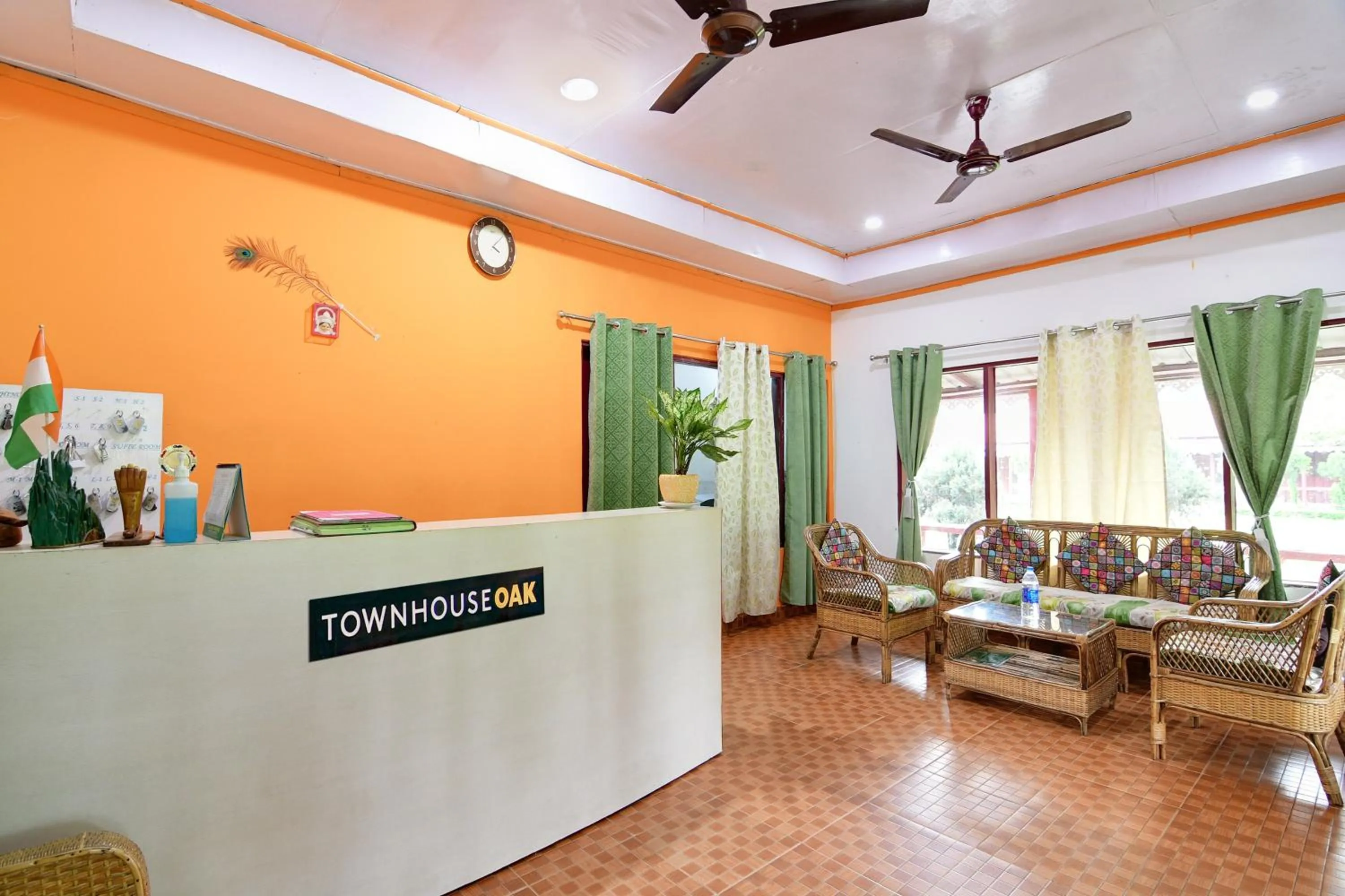 Lobby or reception in Townhouse OAK Gorumara Jungle Resort