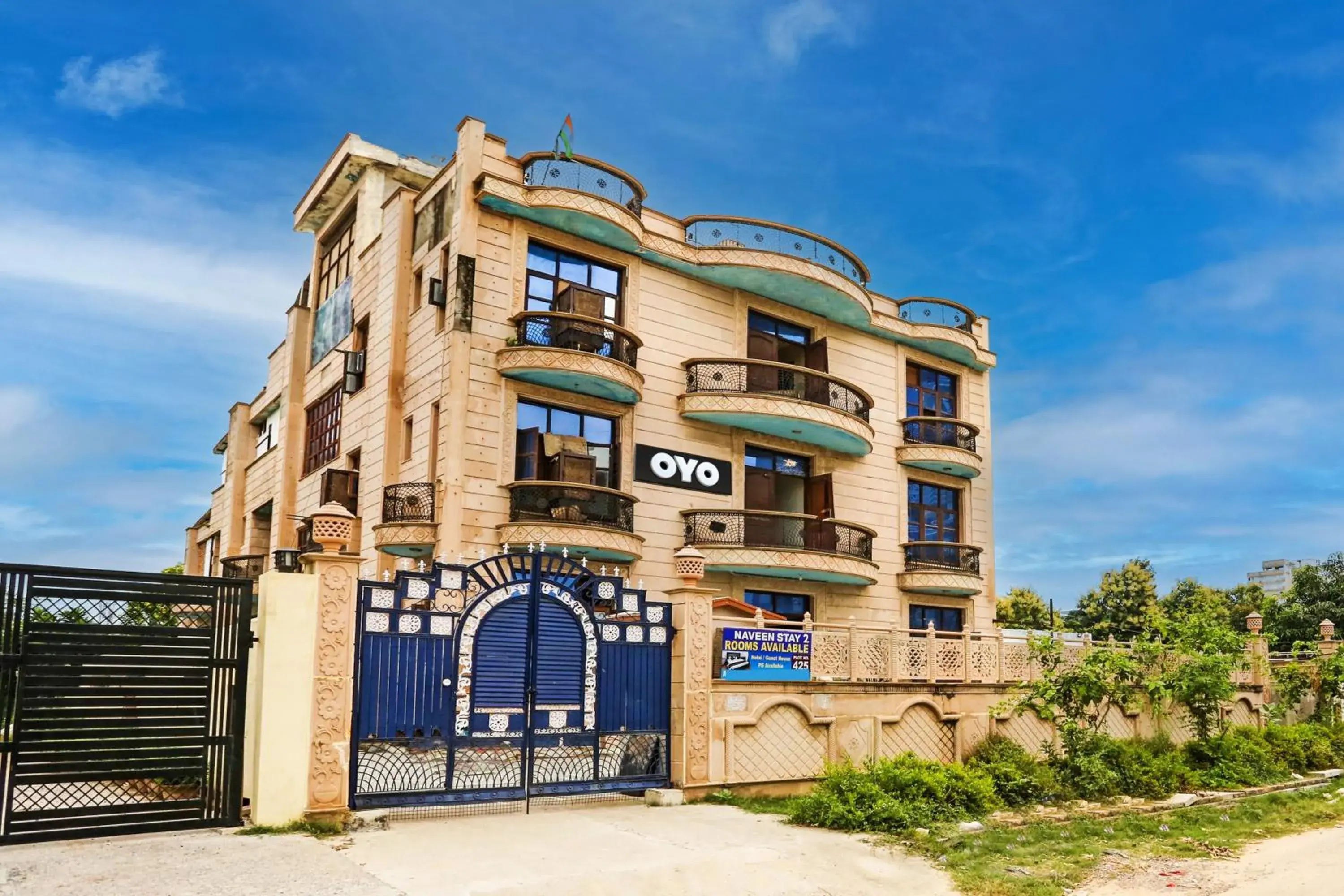 Facade/entrance in Hotel O Naveen Stay Facade/entrance in Hotel O Naveen Stay