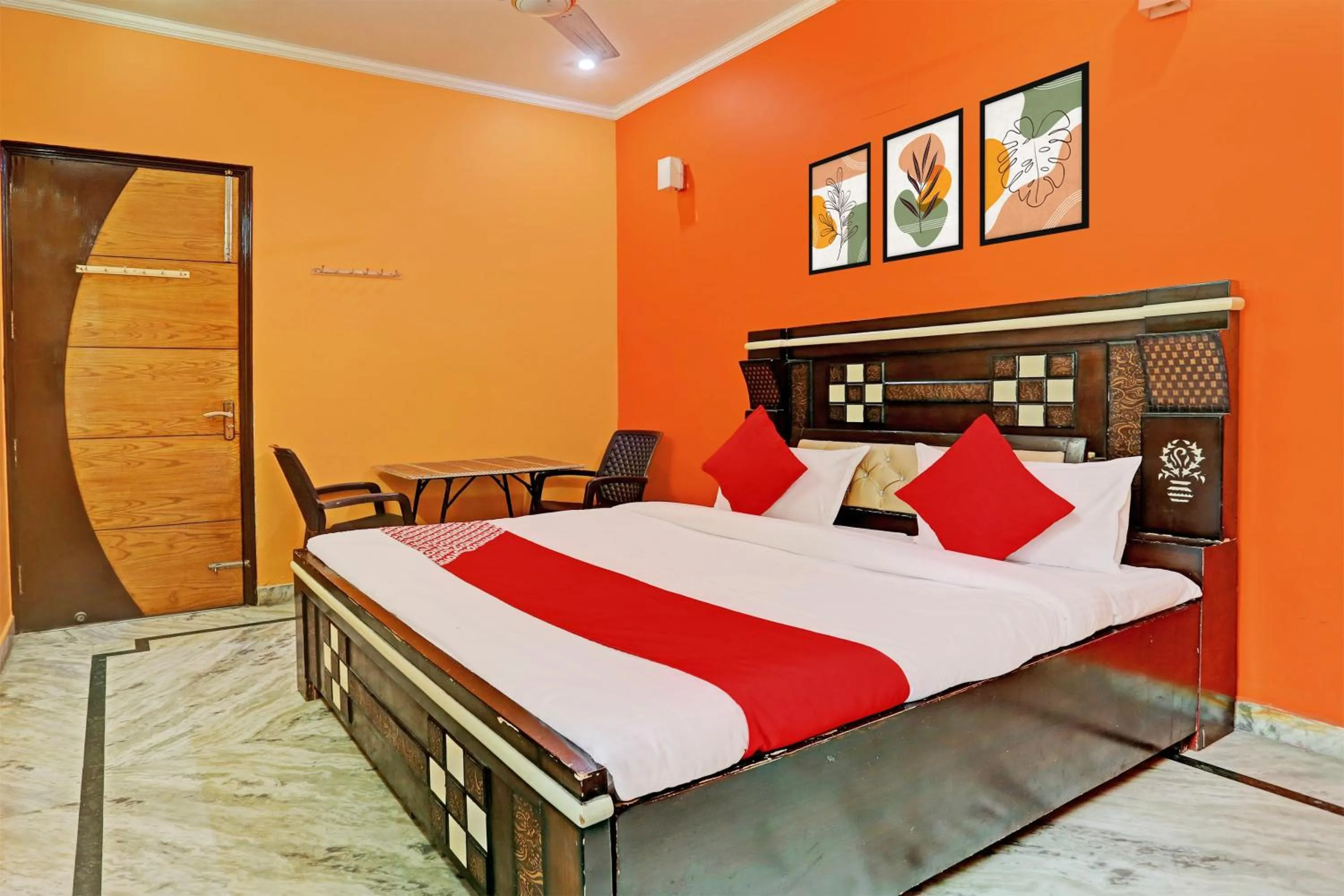 Classic Triple Room - single occupancy in Hotel O Naveen Stay
