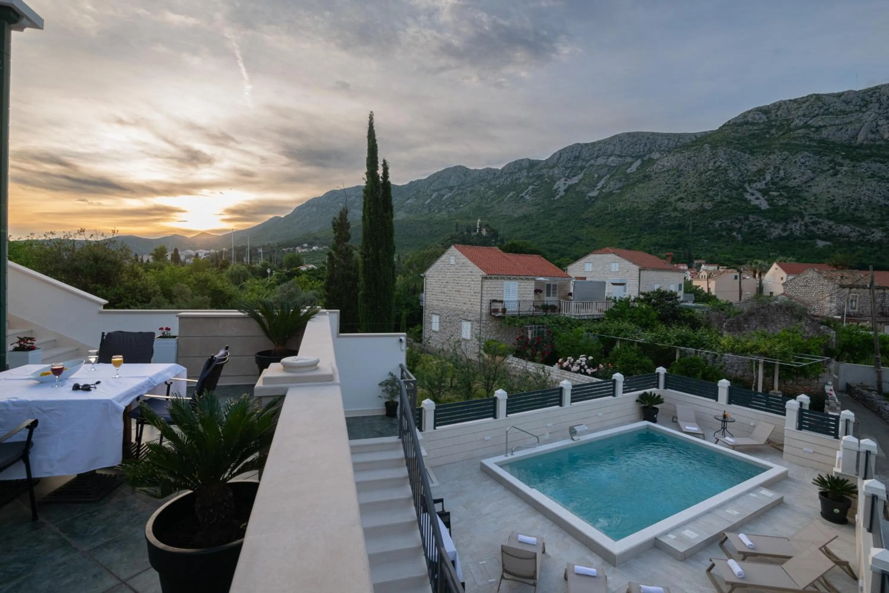 Swimming pool in Apartments Azzurro