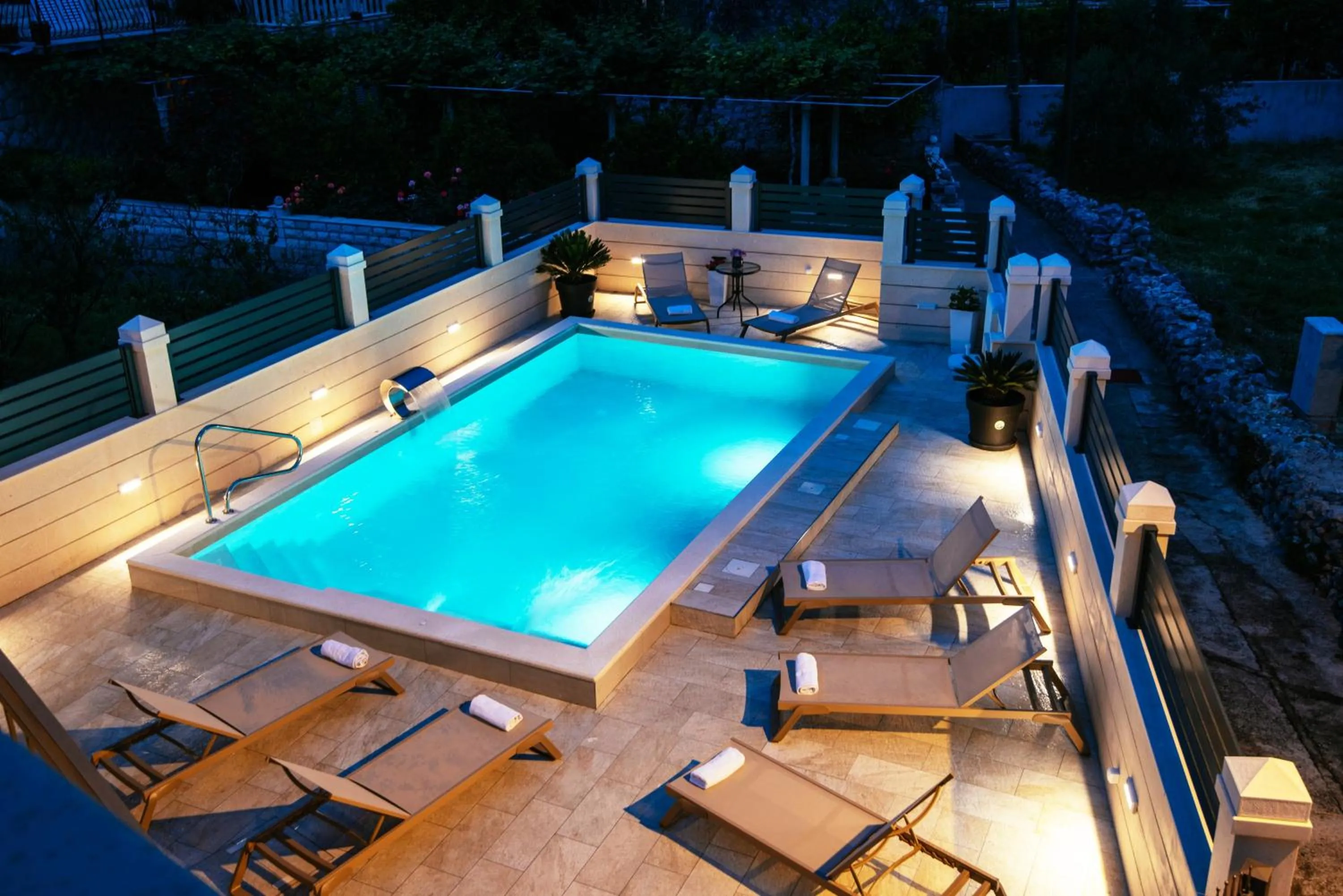 Swimming pool in Apartments Azzurro