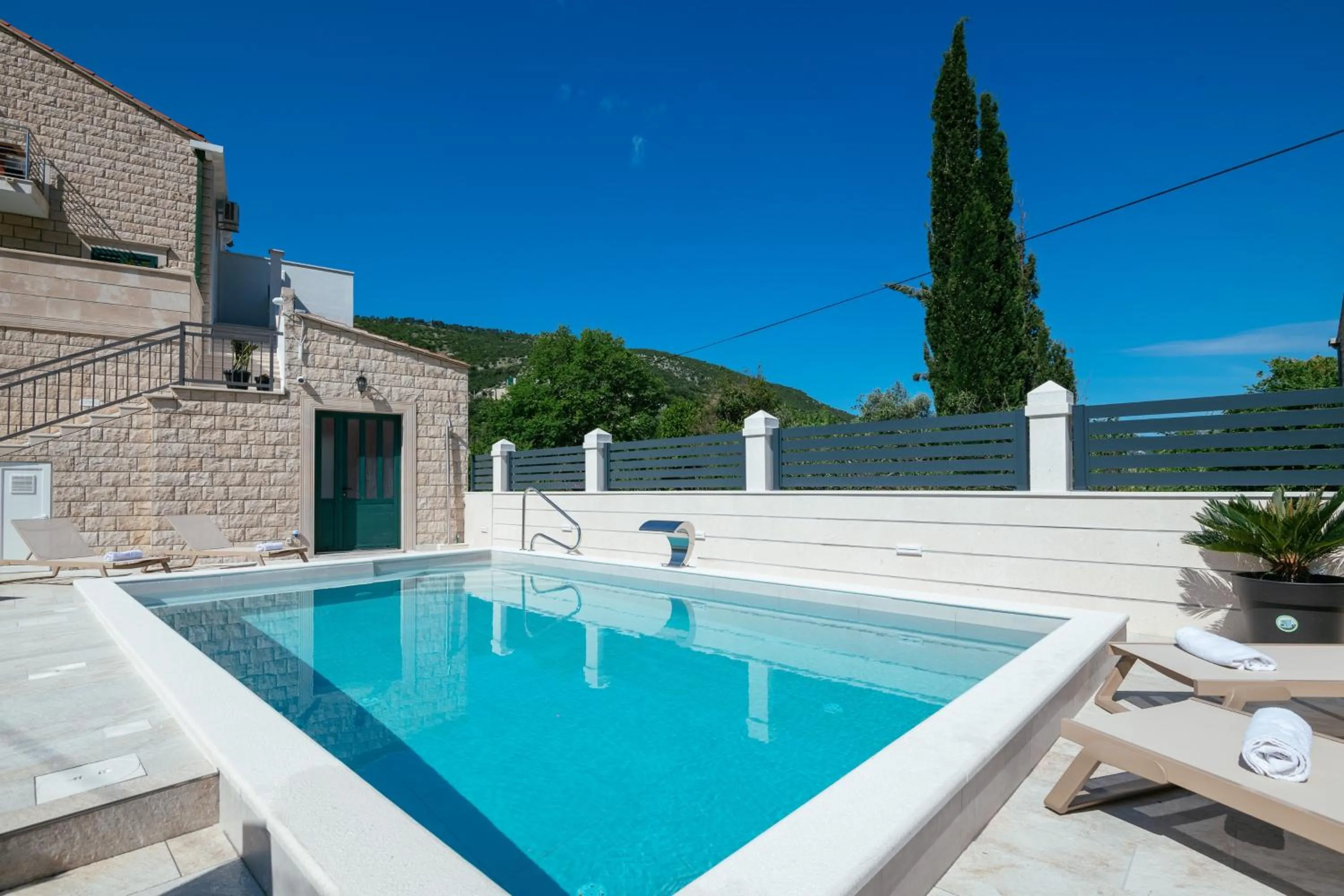 Swimming pool in Apartments Azzurro