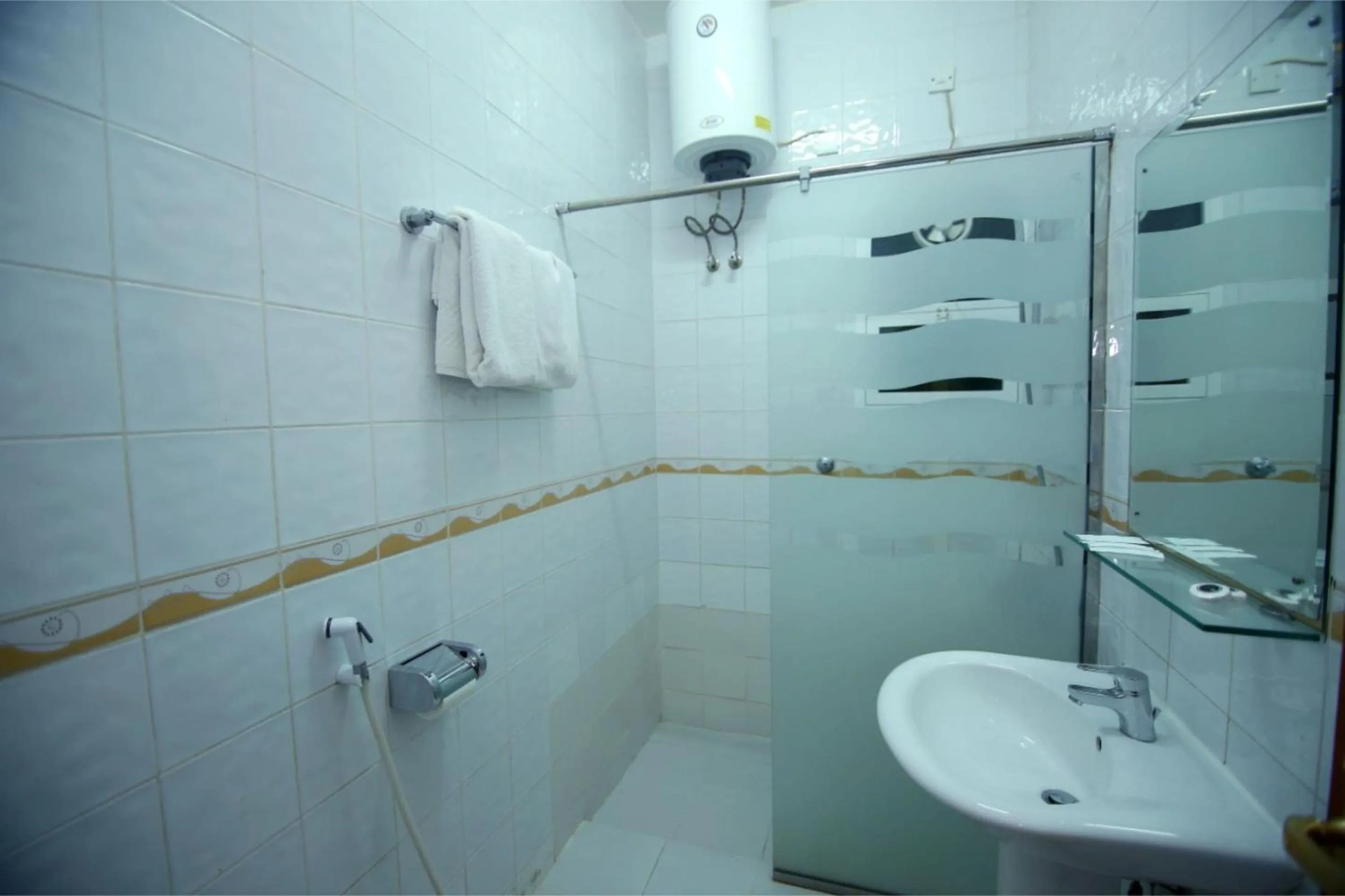 Bathroom in Super OYO 152 Manam 1 Hotel Apartment