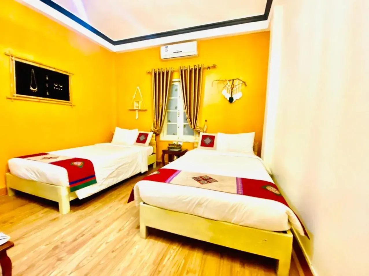 Bed in YoLoHome Bed in YoLoHome