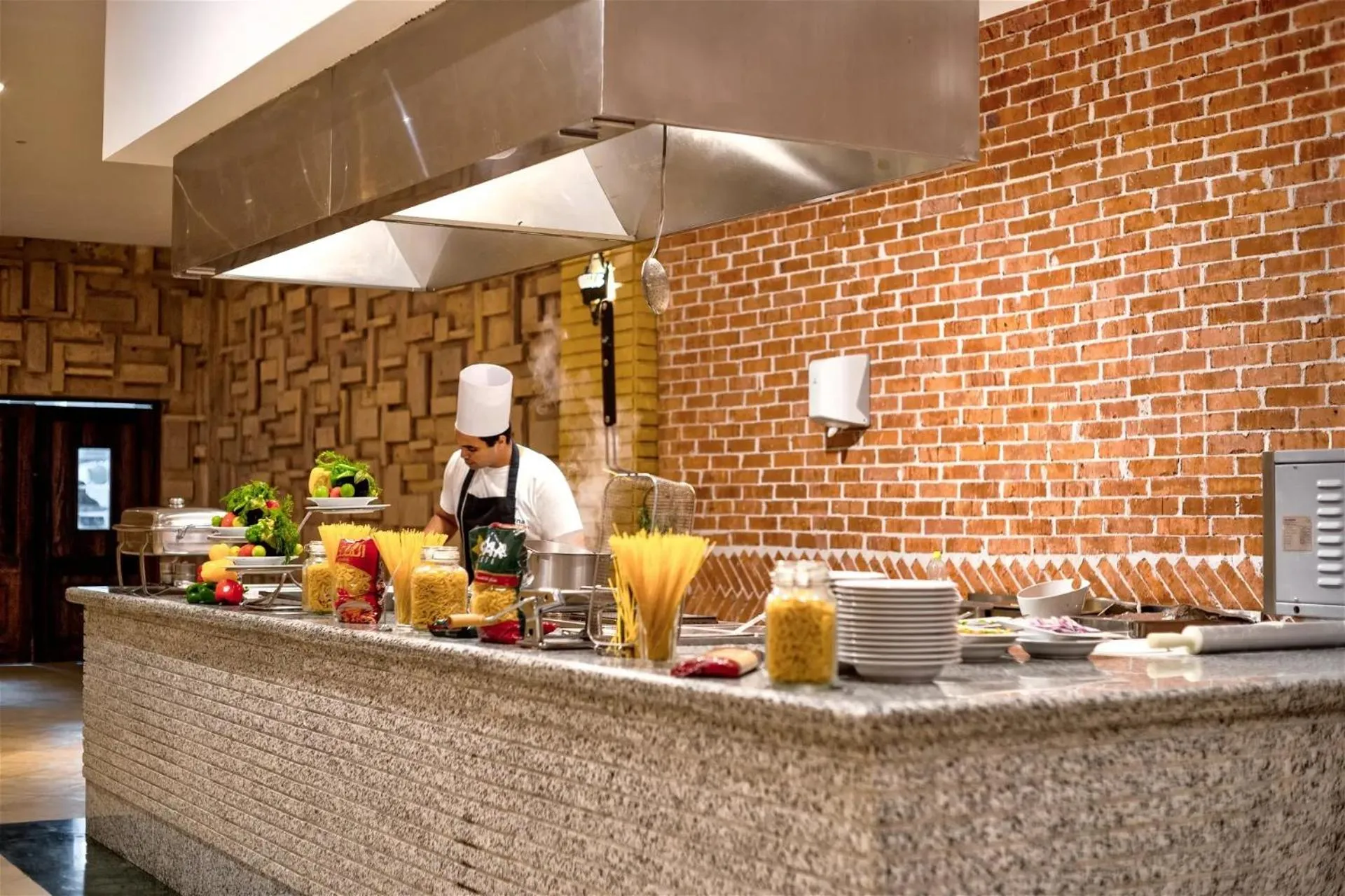 Restaurant/places to eat in Amarina Queen Resort & Aqua Park Marsa Alam