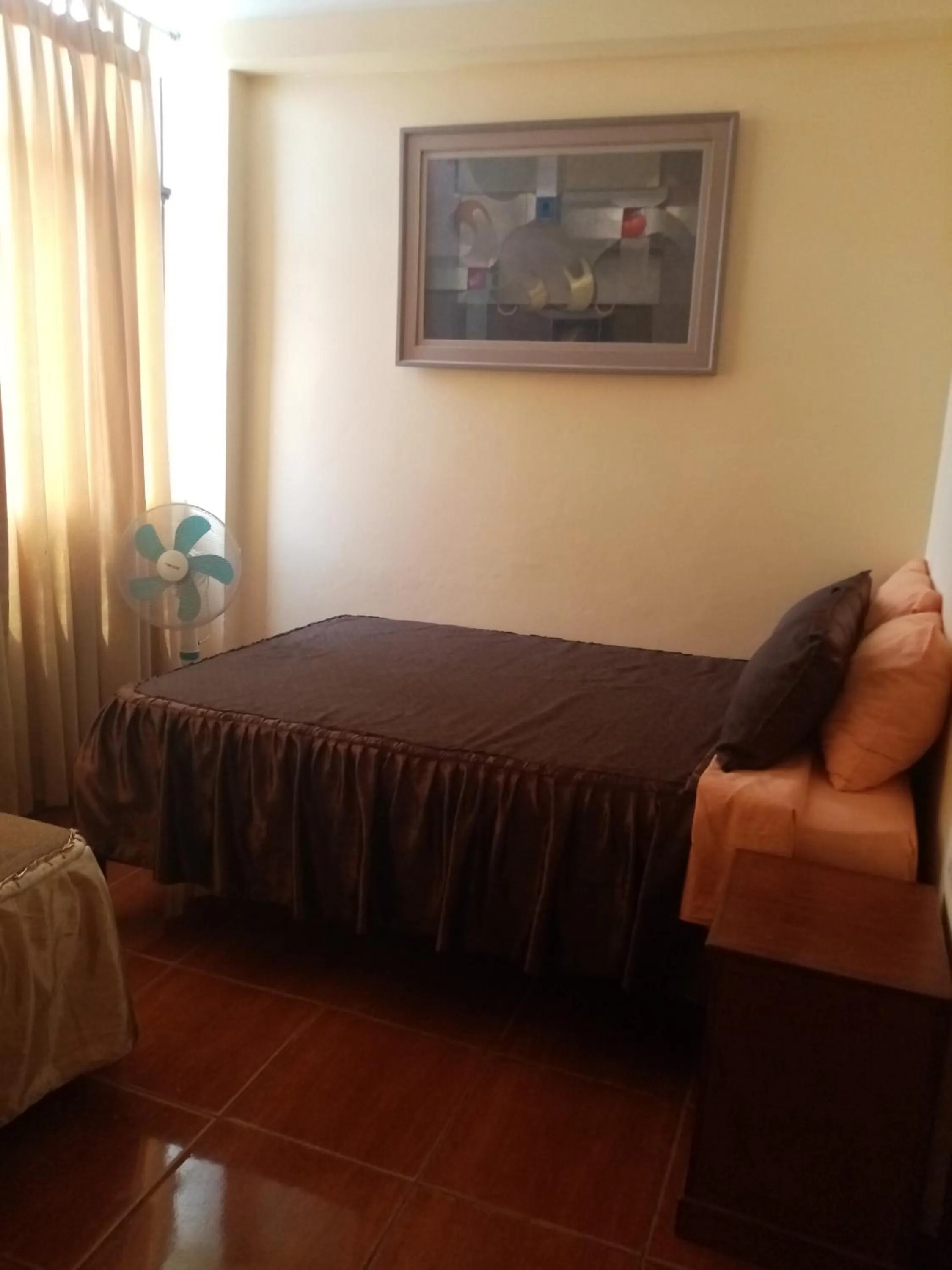 Photo of the whole room, Bed in Hostal Huacachina Sunset