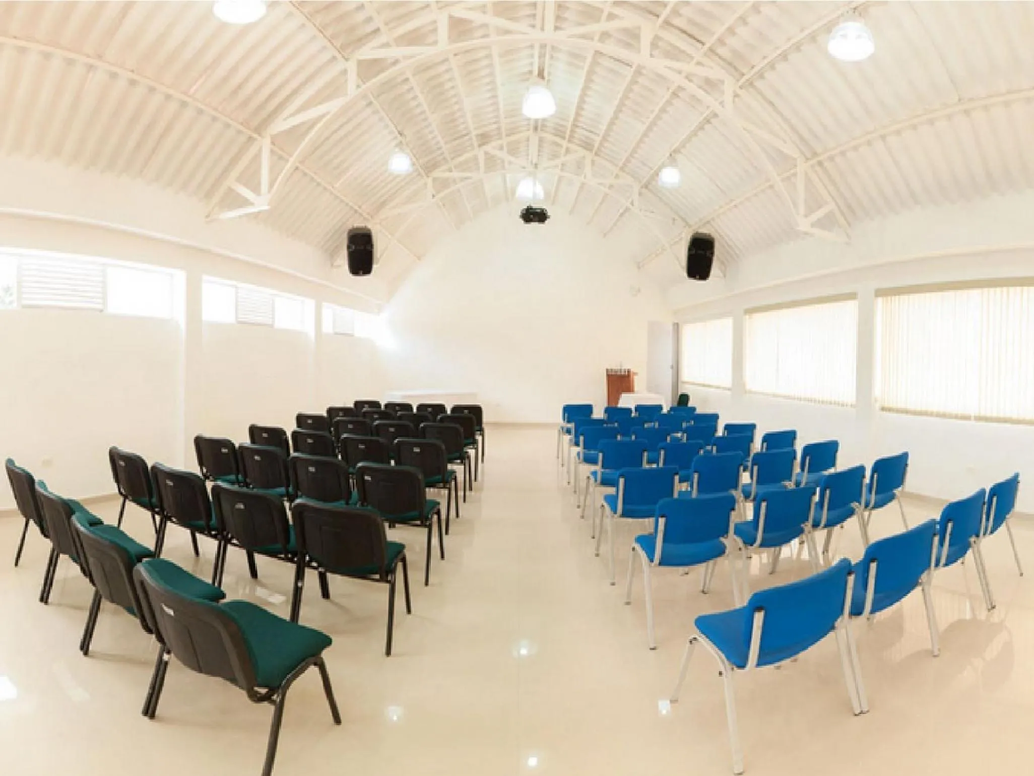 Business facilities in Hotel Catama Inn
