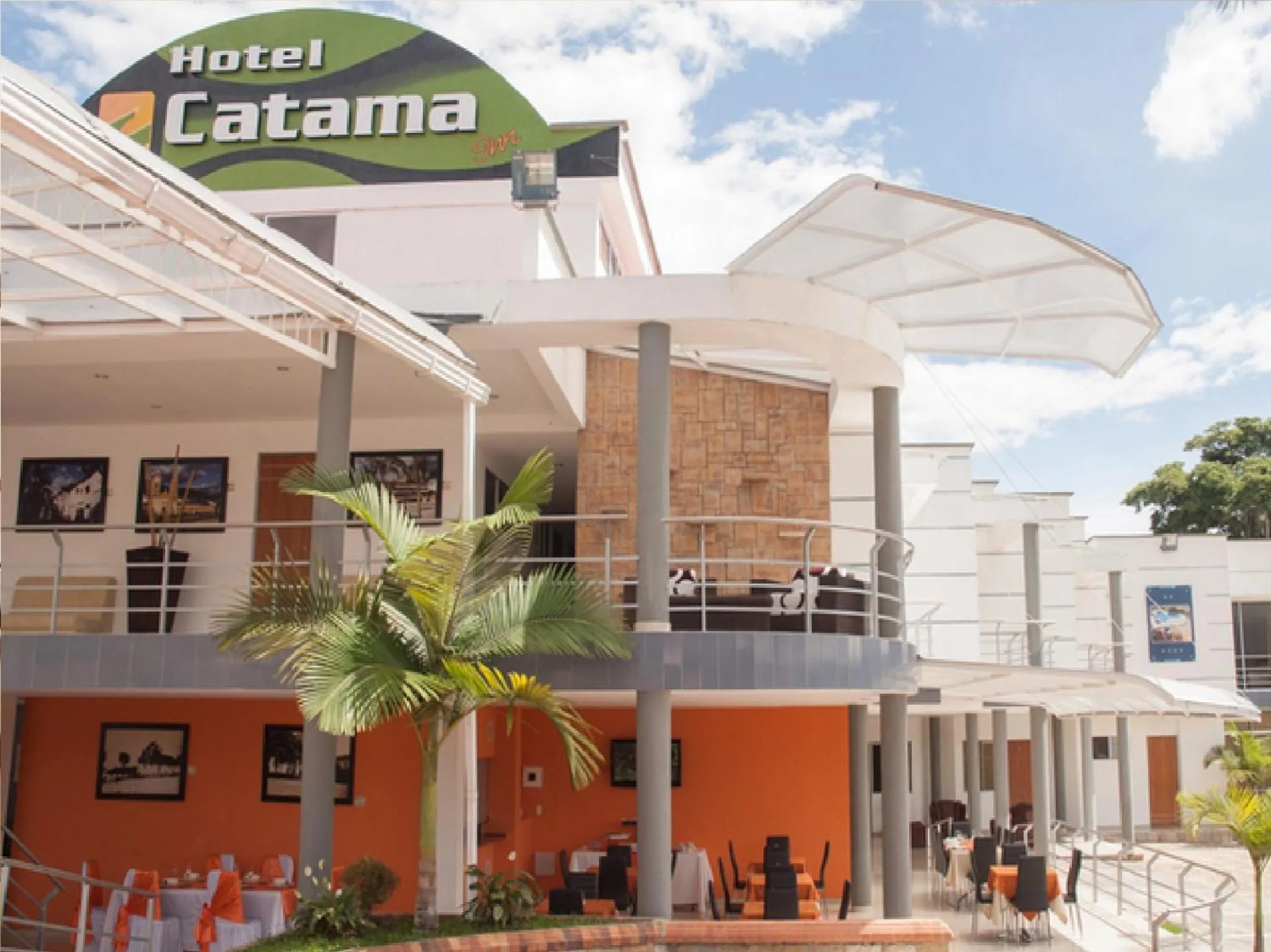 Property building in Hotel Catama Inn