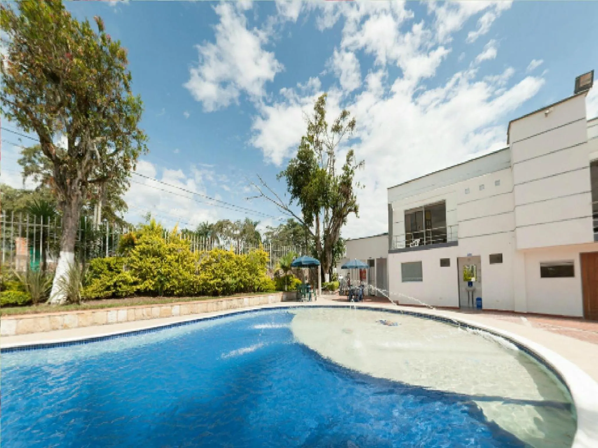Property building in Hotel Catama Inn