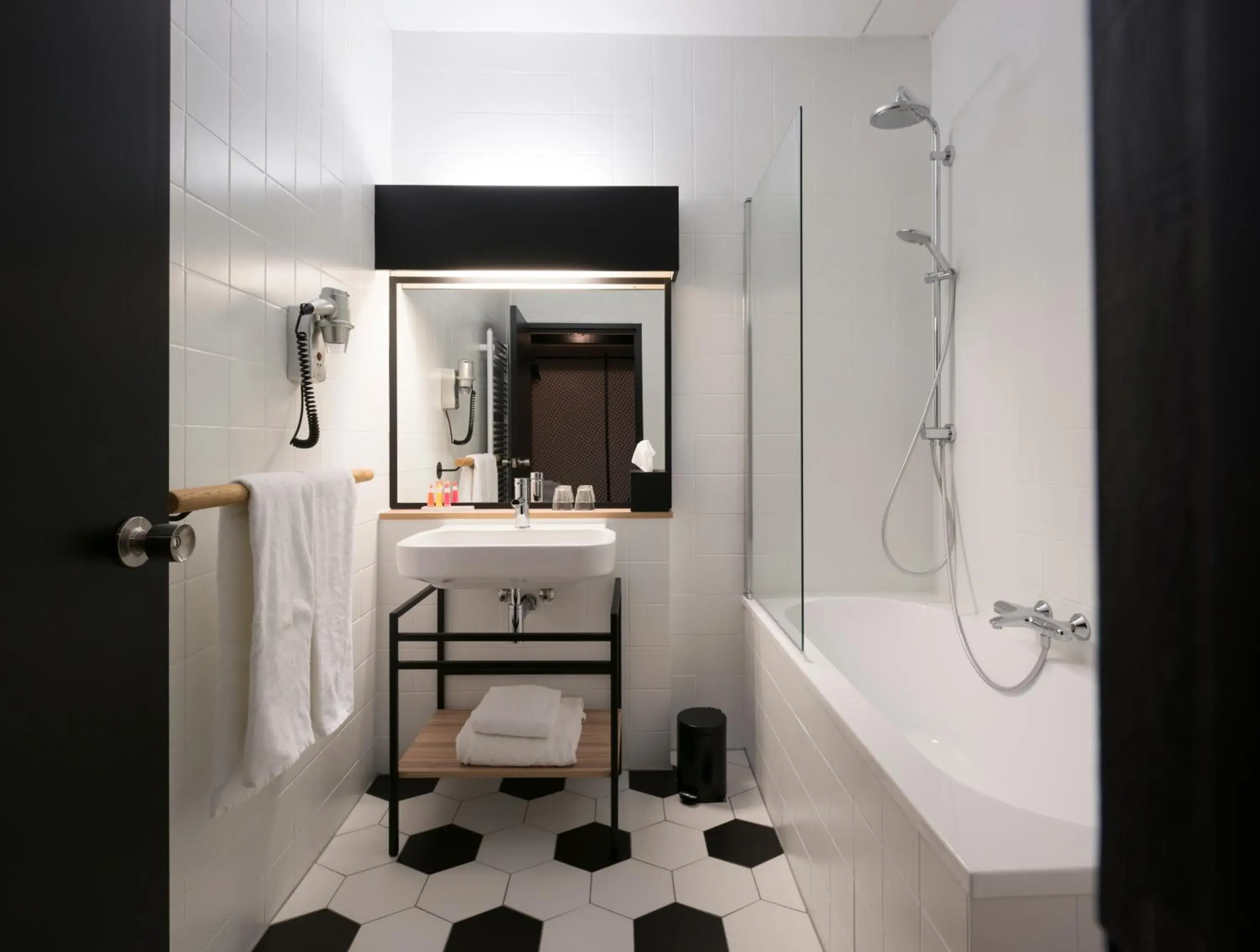 Bathroom in HUP Bathroom in HUP