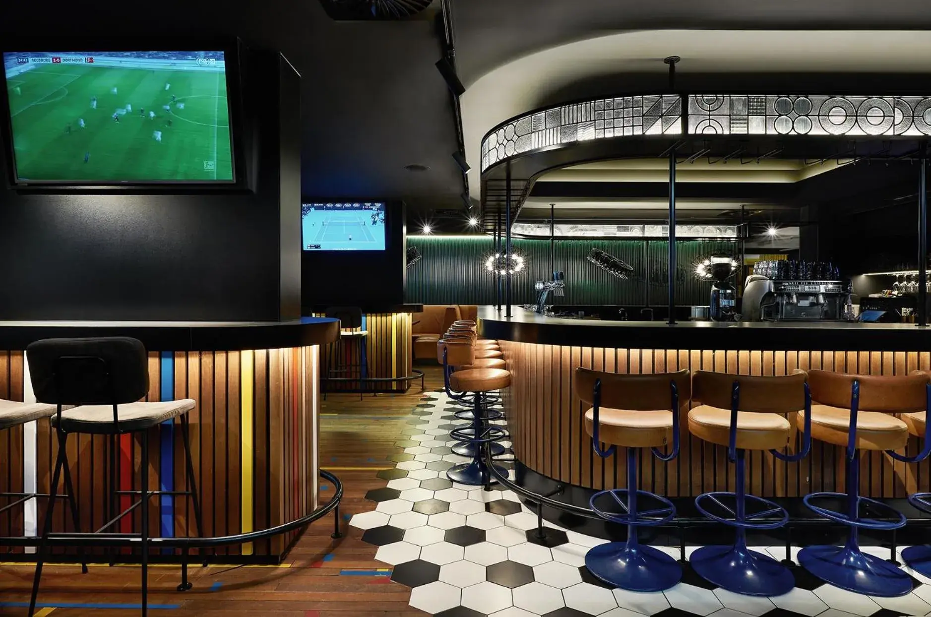 Lounge or bar in HUP Lounge or bar in HUP