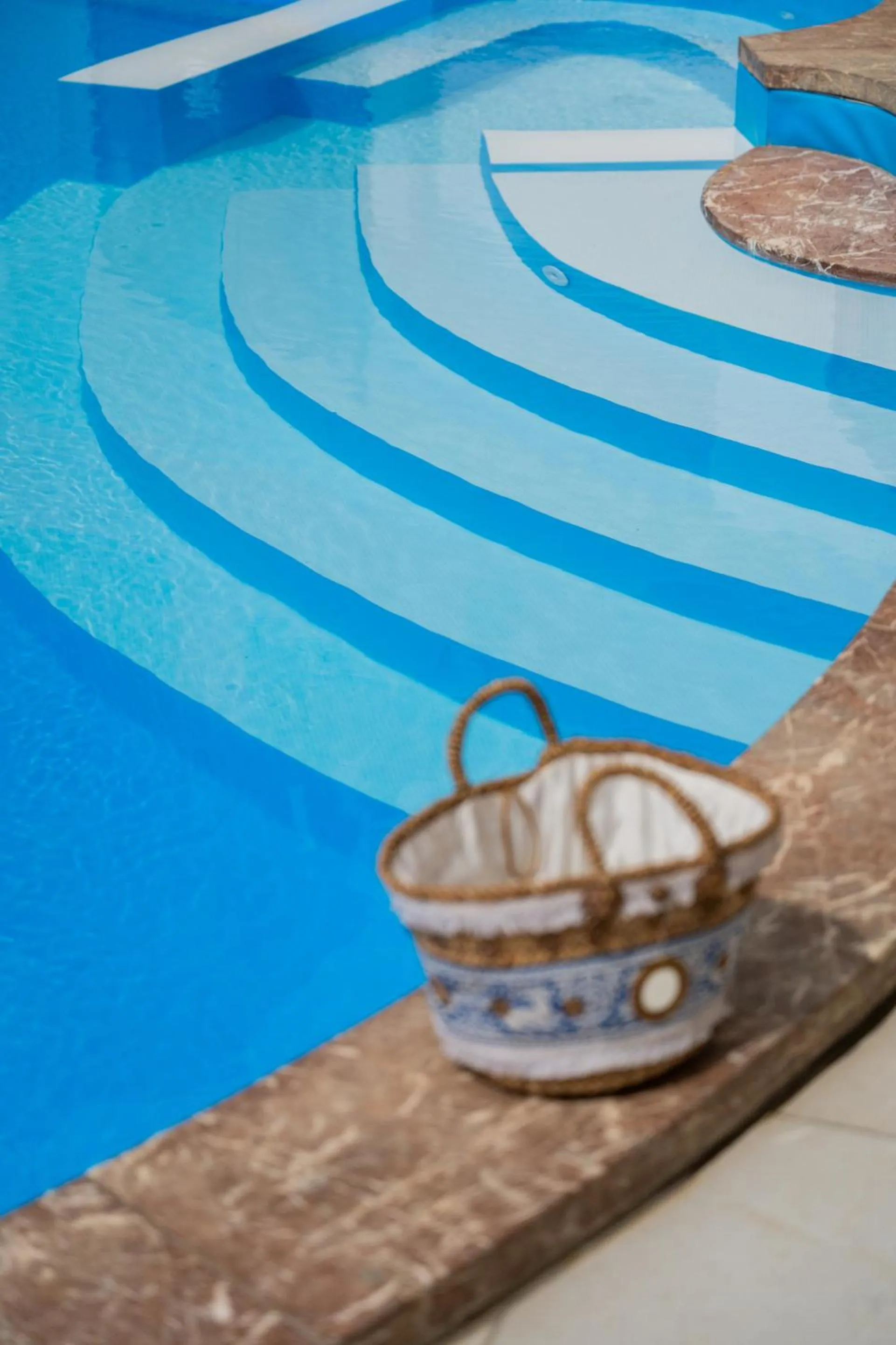 Pool view in Casa Pertosa