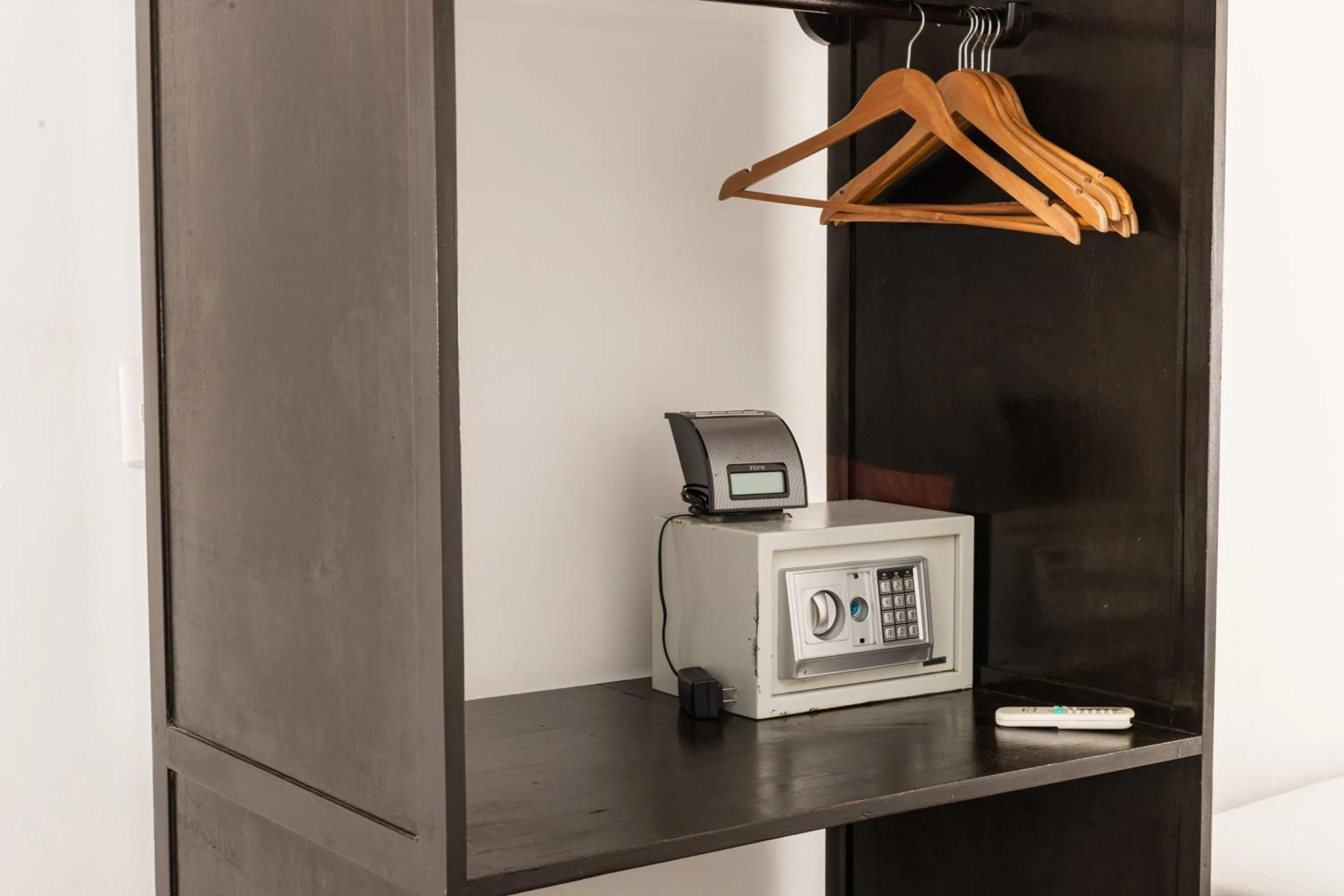 safe in El Faro Containers Beach Hotel