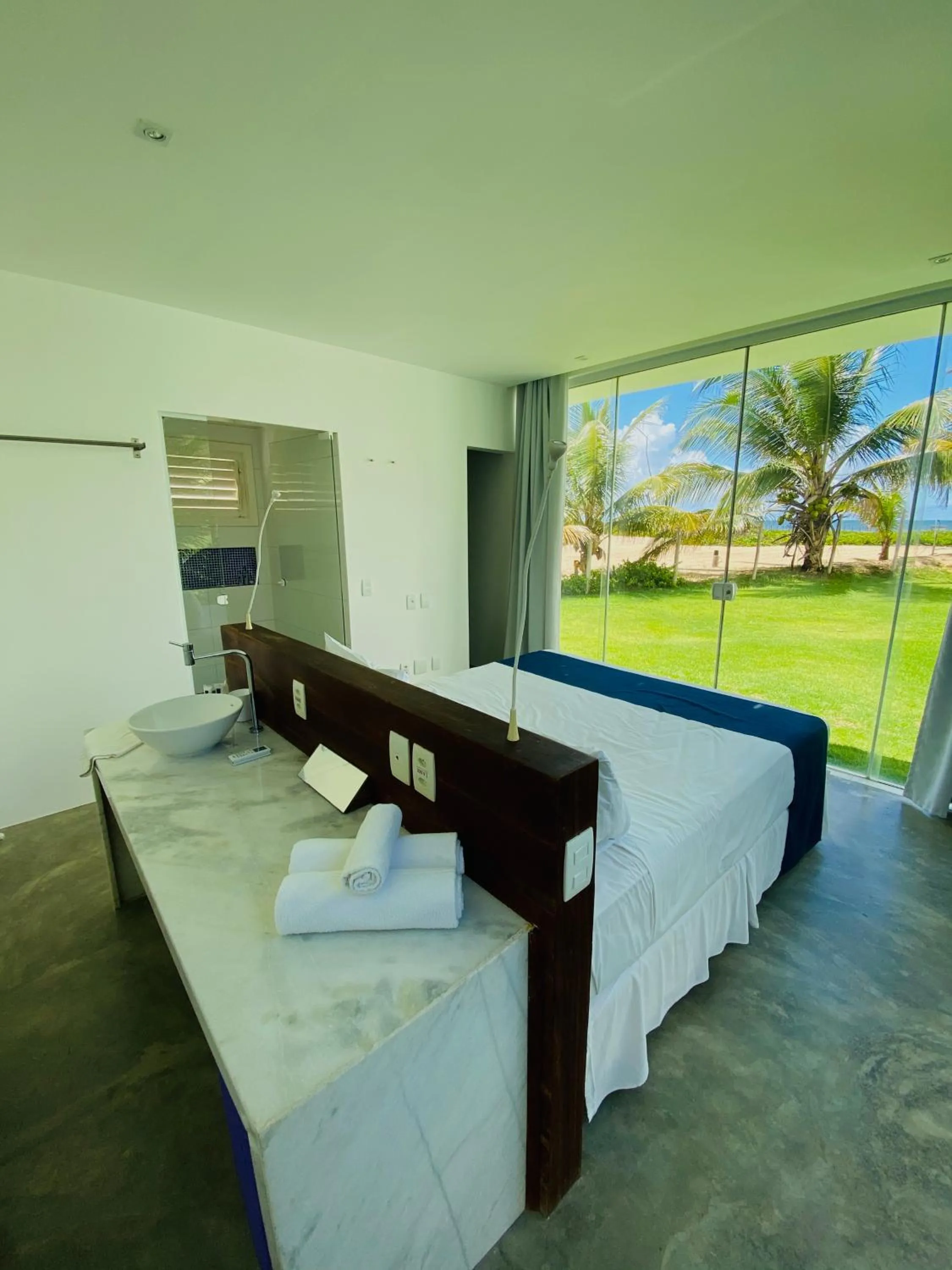 Bed in B Blue Beachouses