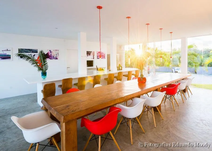 Restaurant/places to eat in B Blue Beachouses