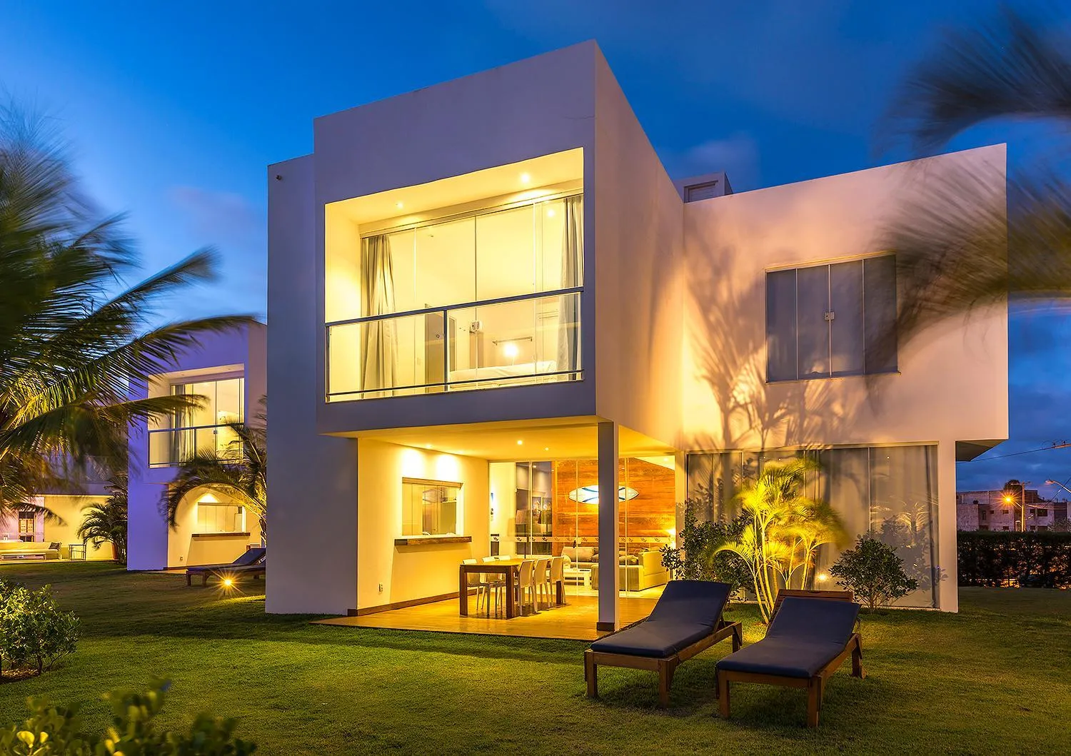 Garden view in B Blue Beachouses