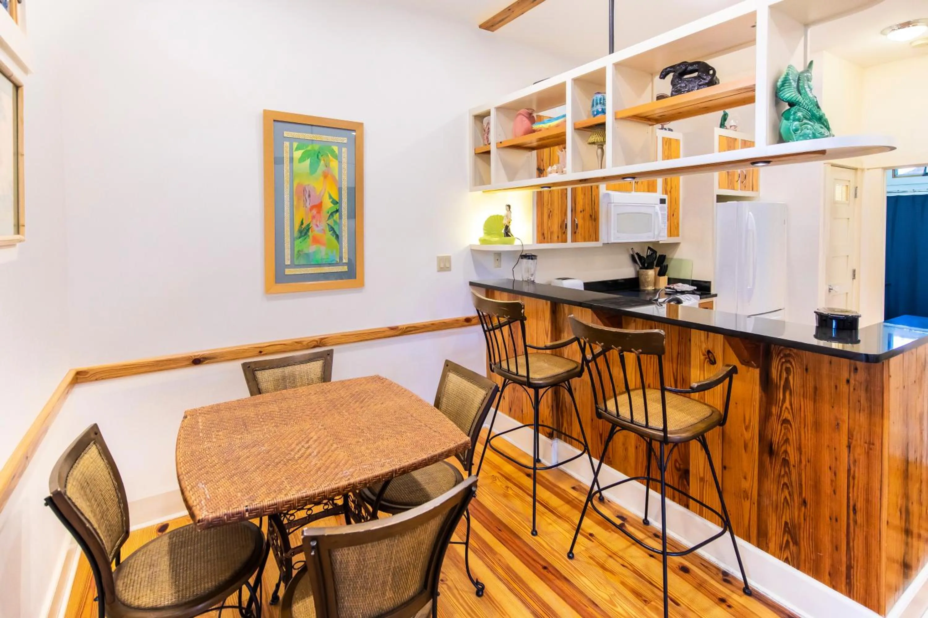 Kitchen or kitchenette in Hibiscus Coffee & Guesthouse