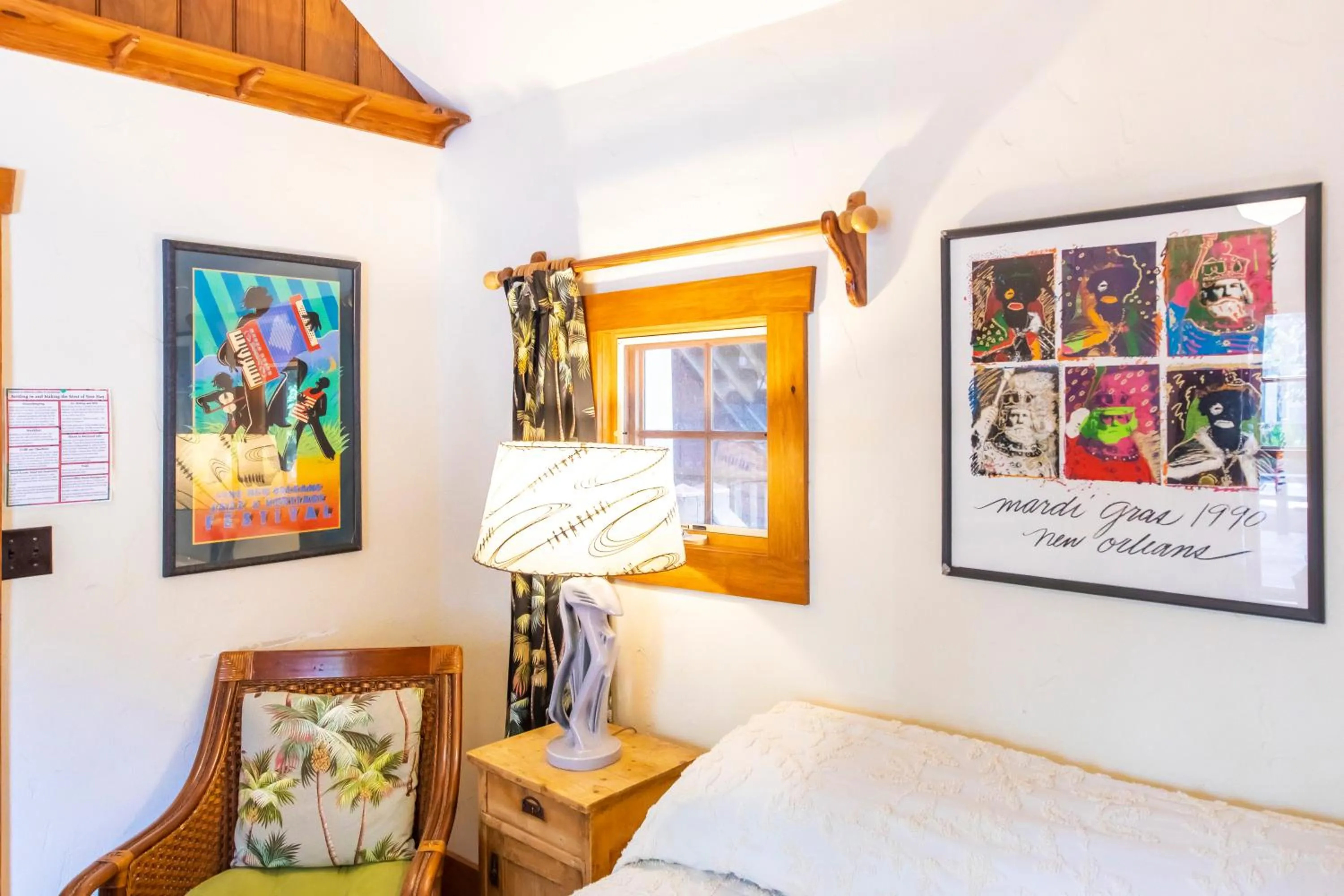 Bedroom, Bed in Hibiscus Coffee & Guesthouse