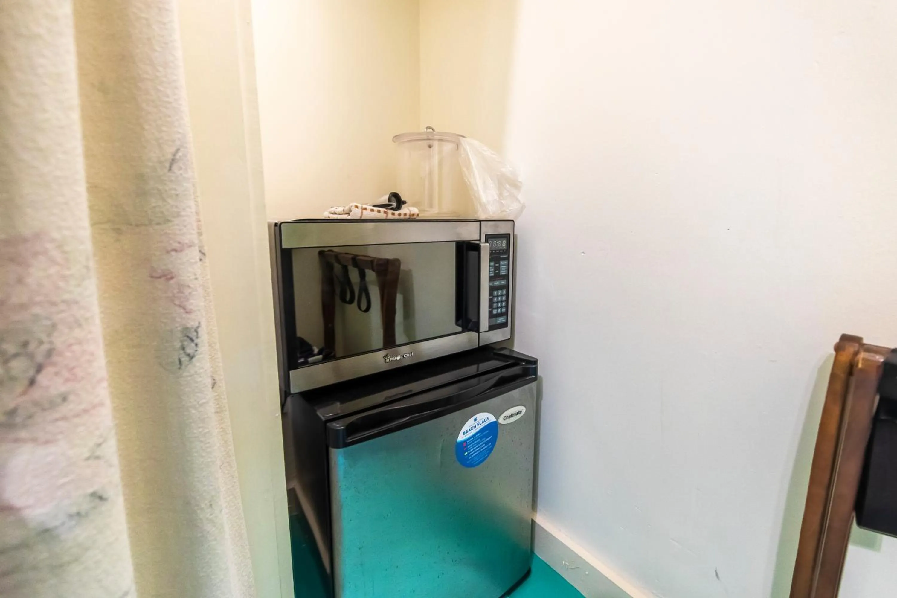 Coffee/tea facilities in Hibiscus Coffee & Guesthouse