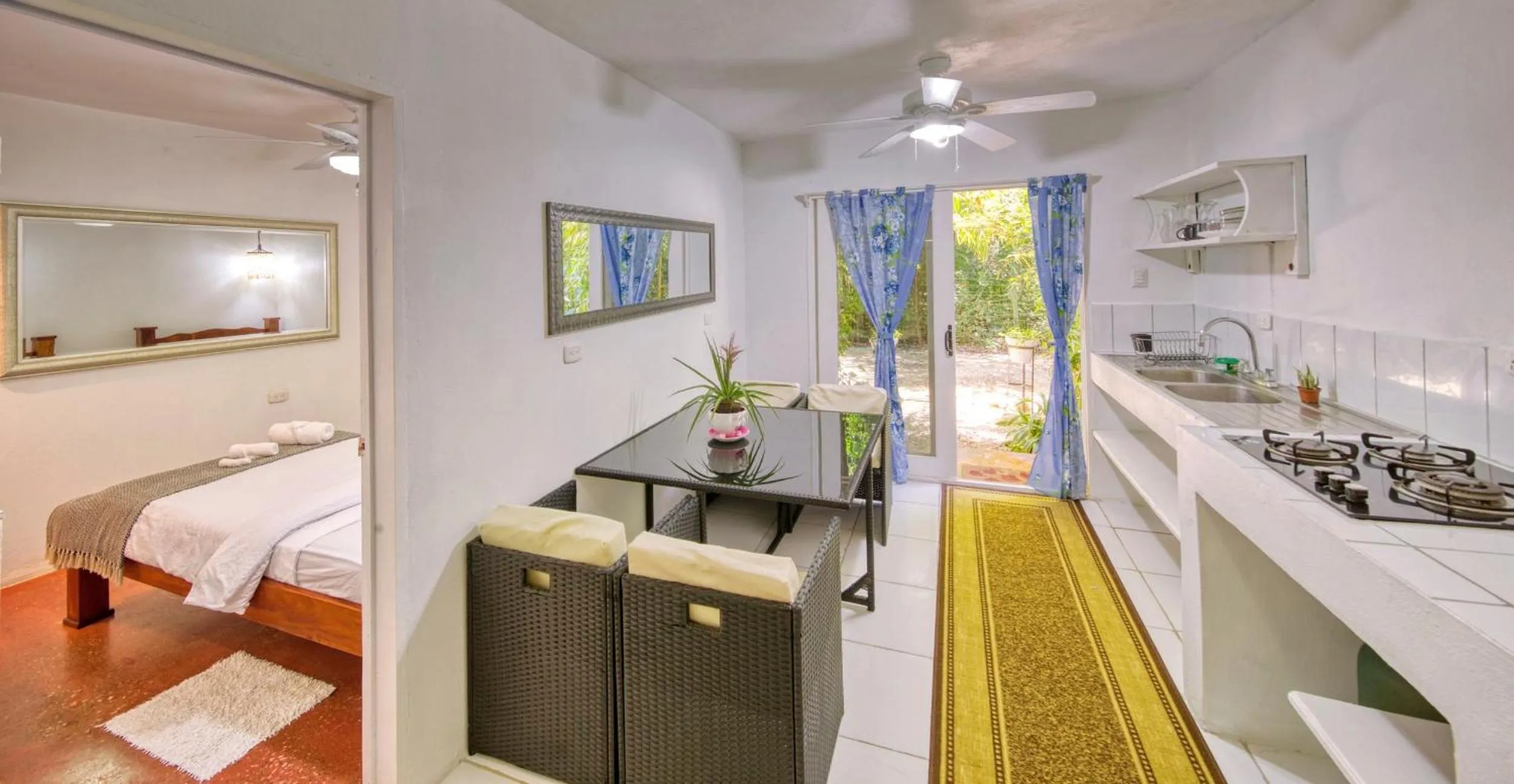 Kitchen or kitchenette, Bed in Jungles Edge Hotel, Jiu Jitsu, Muay Thai Retreat Center