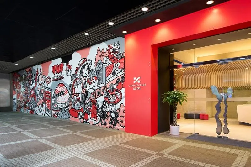 Property building in Ying'nFlo, Wesley Admiralty, Hong Kong