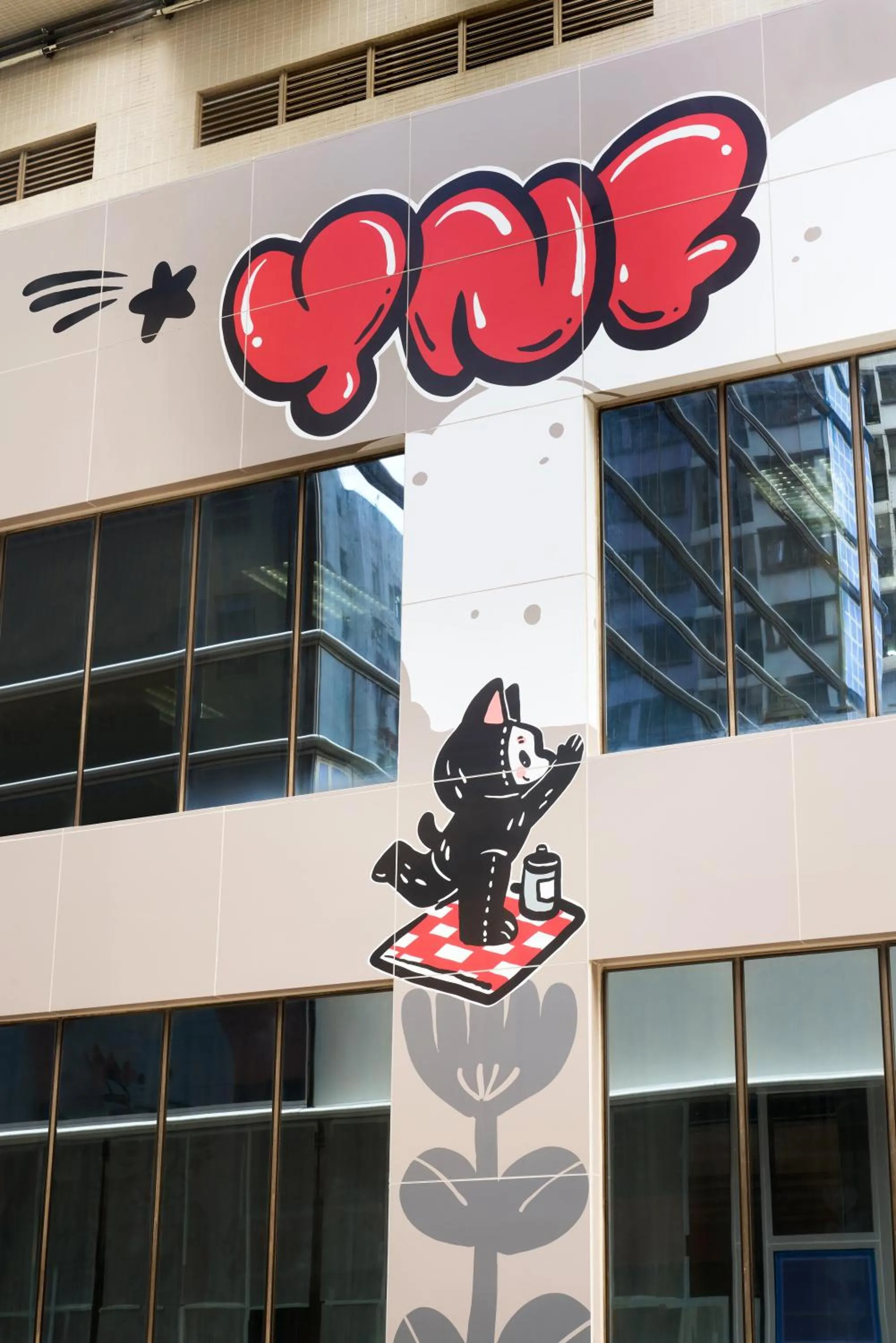 Property building in Ying'nFlo, Wesley Admiralty, Hong Kong