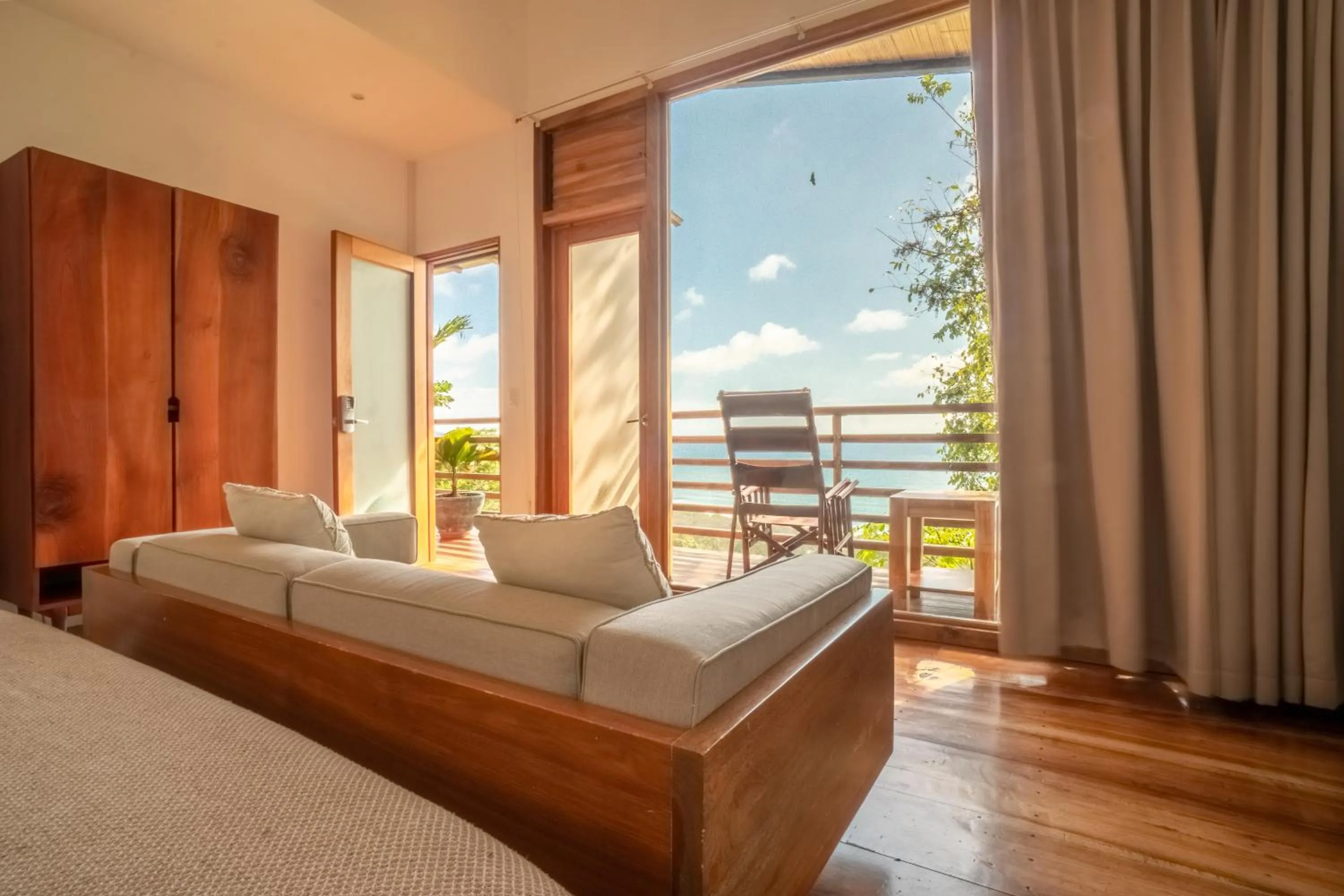 View (from property/room), Bed in Outsite Santa Teresa Maramar