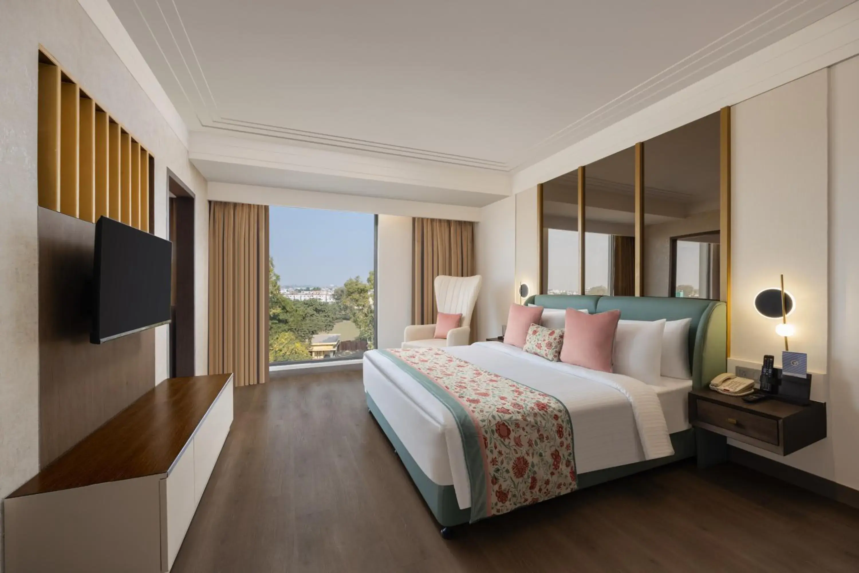 Deluxe King Room - single occupancy in Fortune Park, Aligarh - Member ITC Hotels' Group Deluxe King Room - single occupancy in Fortune Park, Aligarh - Member ITC Hotels' Group