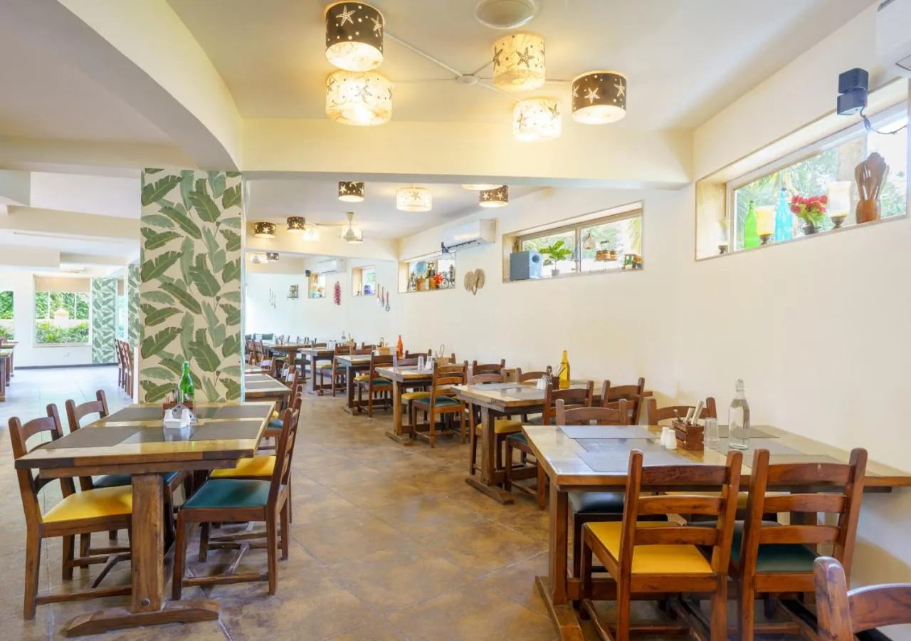 Restaurant/places to eat in Bloom Boutique l Baga