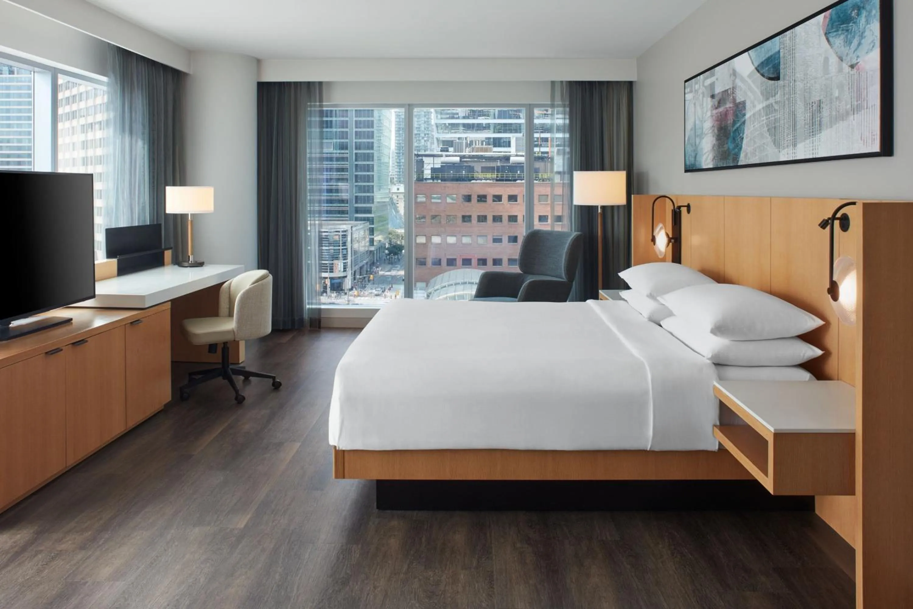 Photo of the whole room, Bed in Delta Hotels by Marriott Toronto