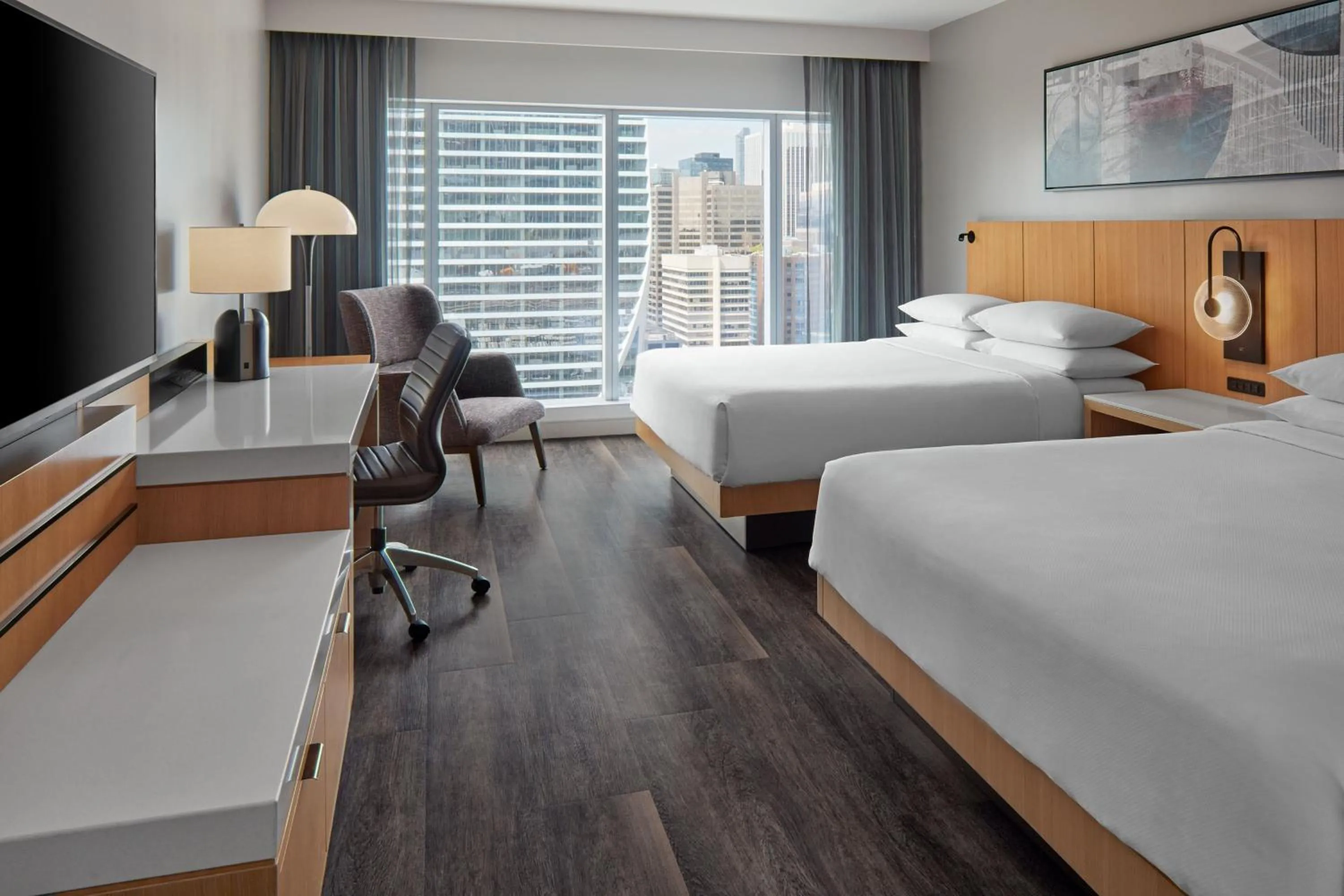 Photo of the whole room, Bed in Delta Hotels by Marriott Toronto