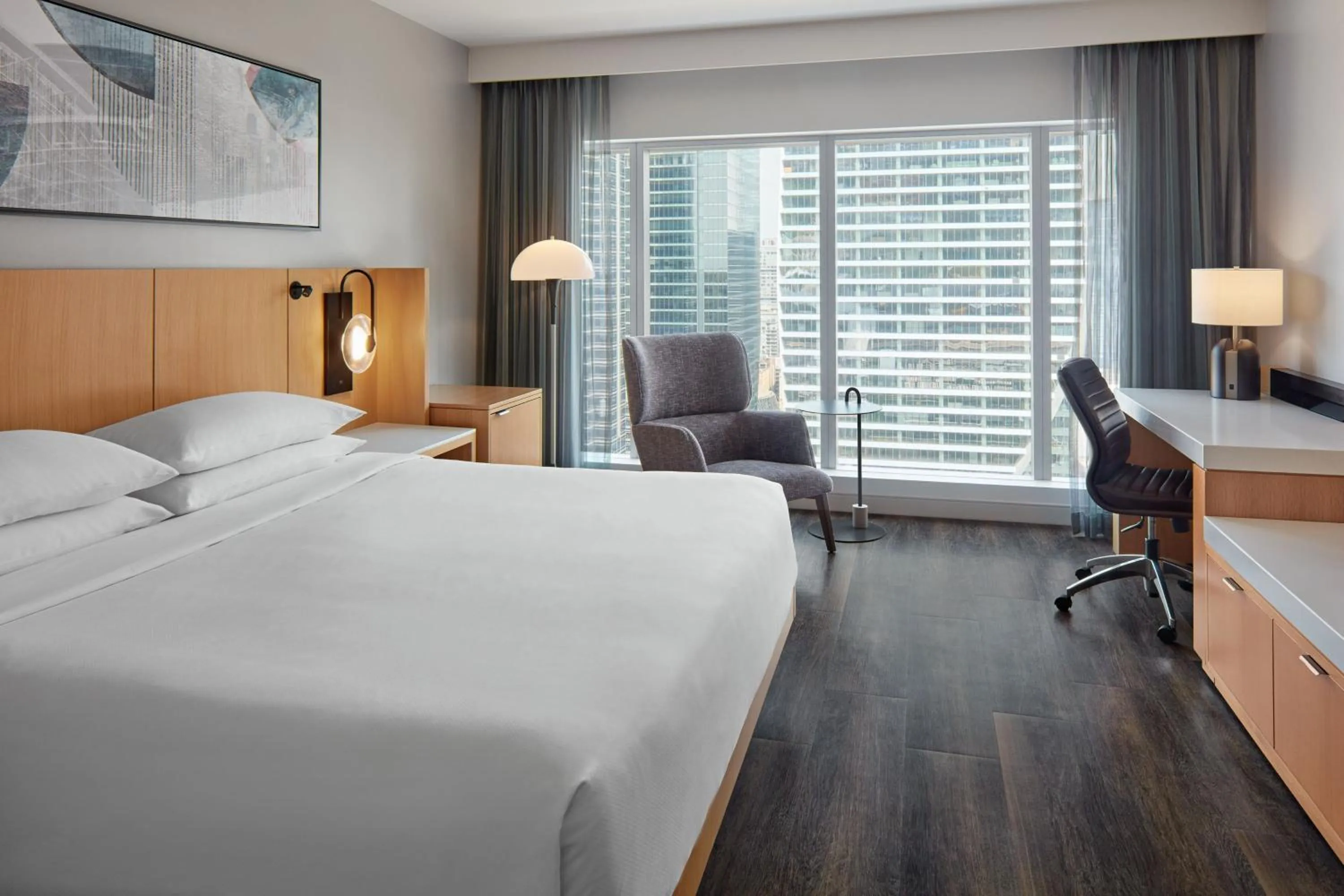 Photo of the whole room, Bed in Delta Hotels by Marriott Toronto